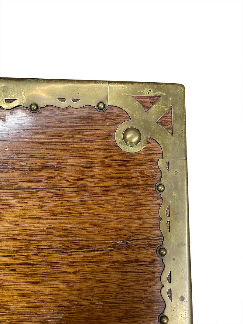 18. Jahrhundert Kampfer- oder Deckentruhe aus Holz mit Messing, Osnabrück, Anno 1784 im Angebot 6