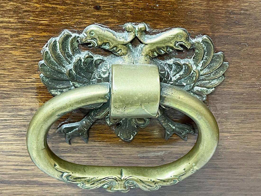 18. Jahrhundert Kampfer- oder Deckentruhe aus Holz mit Messing, Osnabrück, Anno 1784 im Angebot 1