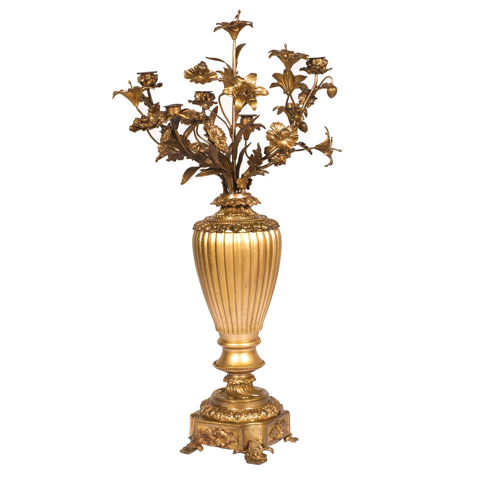 18th Century Six Candle Candlestick Candelabrum in gilt Bronze & gilt walnut For Sale 3