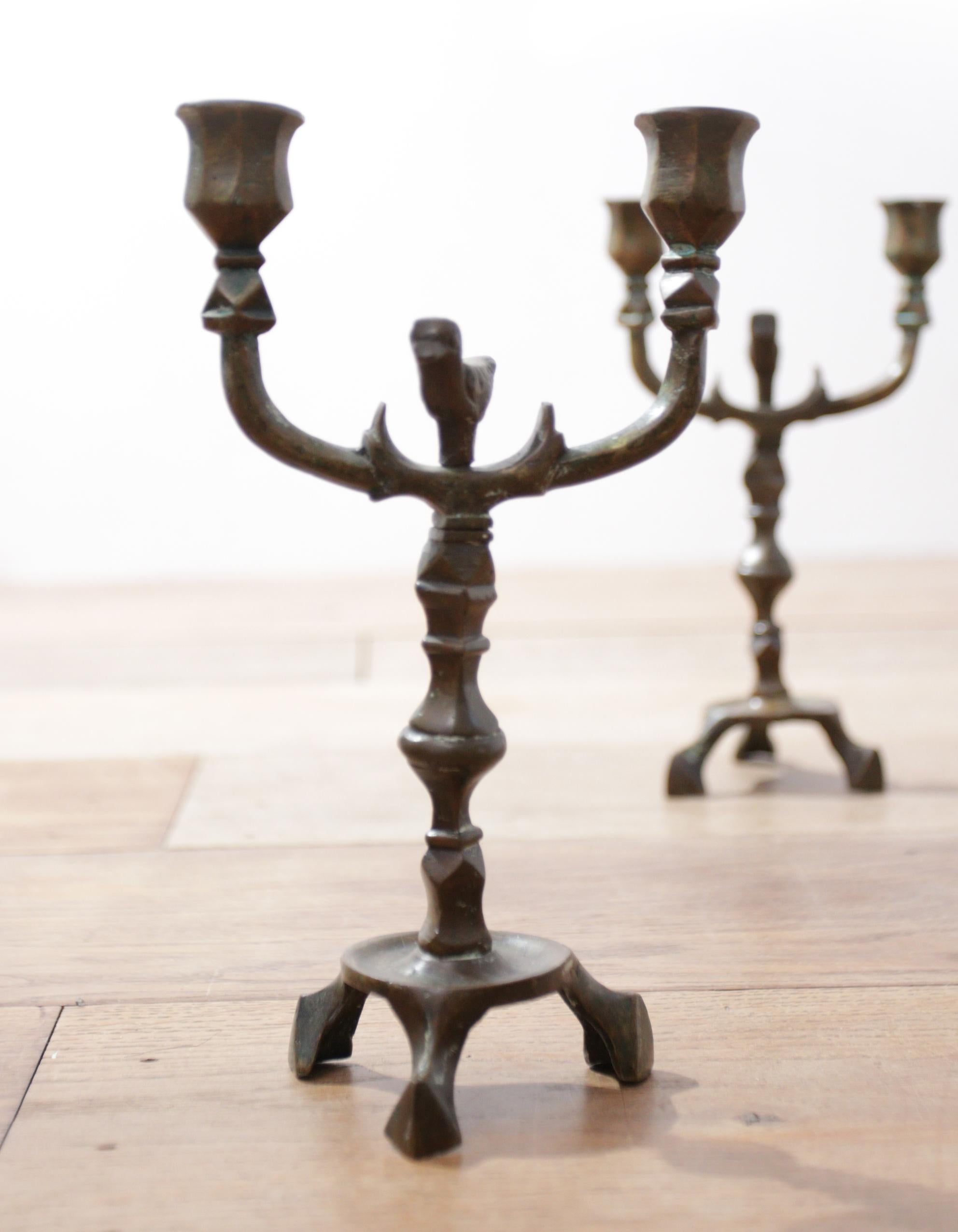 18th Century Candlesticks Bronze with Birds For Sale 7