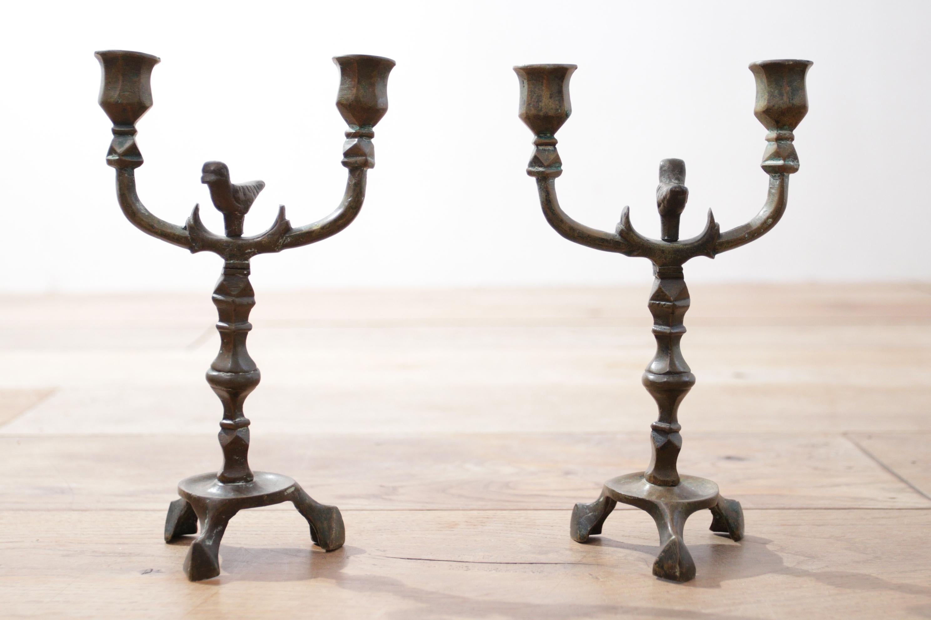 18th Century Candlesticks Bronze with Birds In Good Condition For Sale In Boven Leeuwen, NL