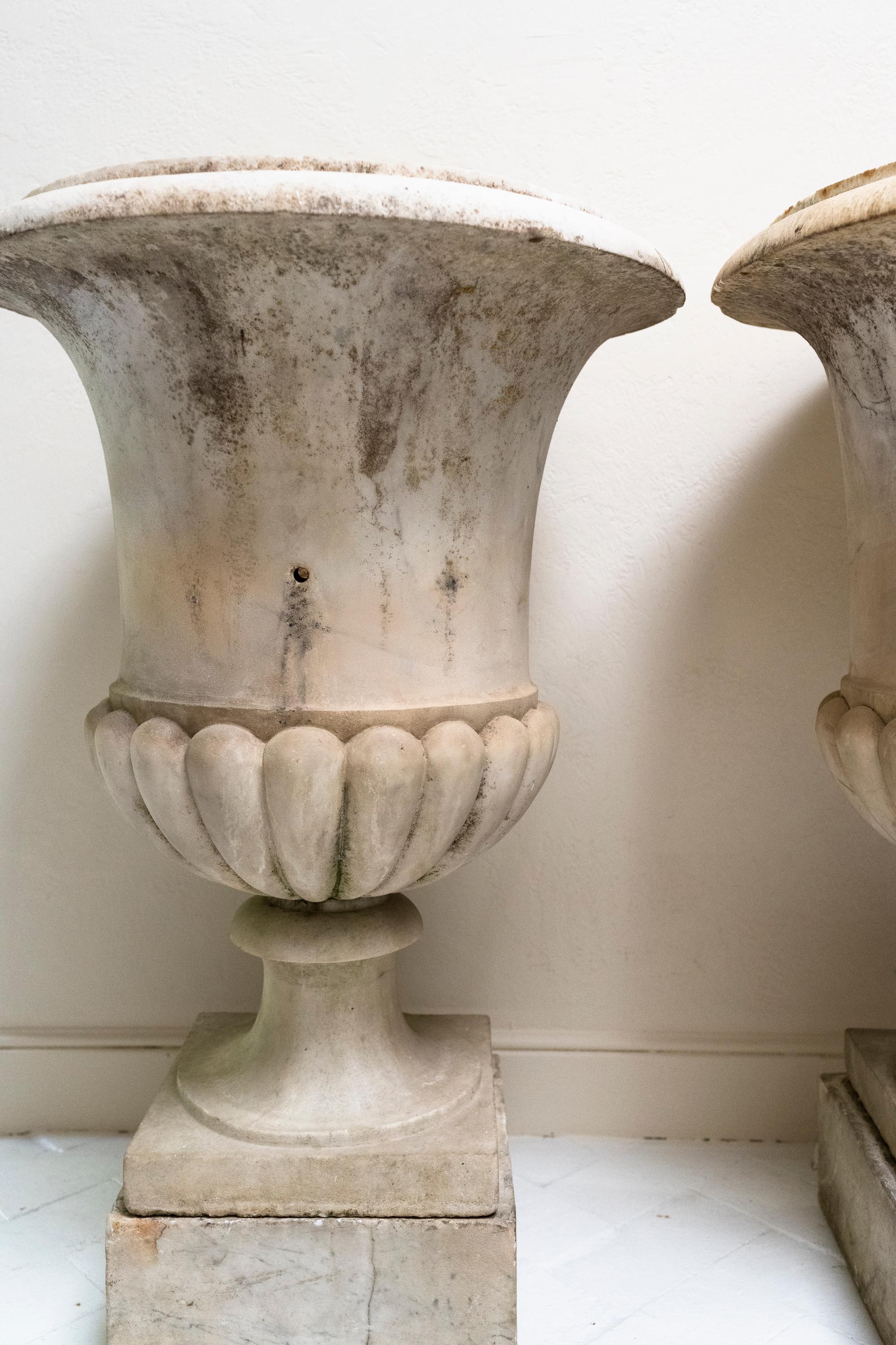 18th Century Carrara Marble Medici Urn Planter with Marble Stand, a Pair In Fair Condition For Sale In Ross, CA
