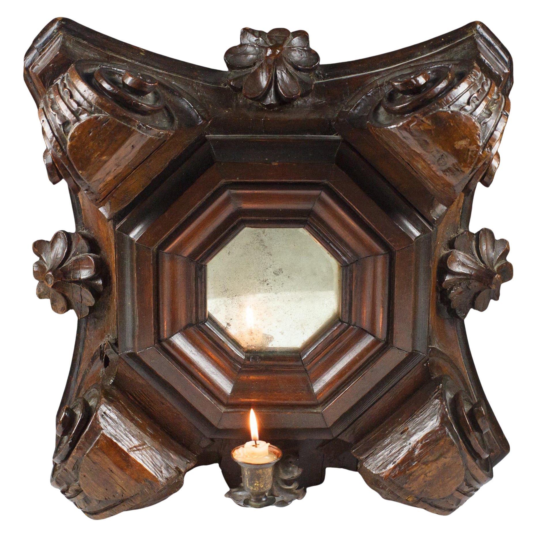Miroir Bossu de plafond sculpté du 18ème siècle en vente