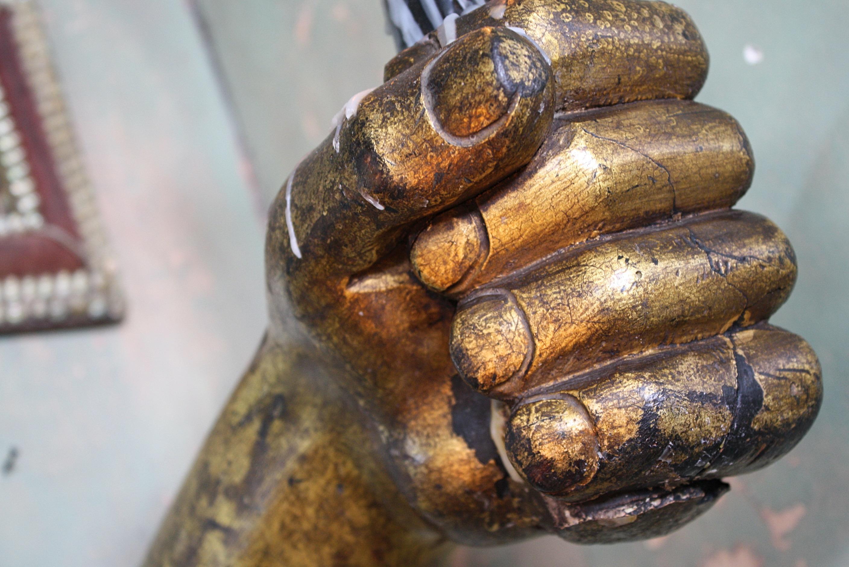 18th Century, Carved & Gilt Wall Sconces Lion Paw, Human Fist Ship Flag Mount  In Good Condition For Sale In Lowestoft, GB