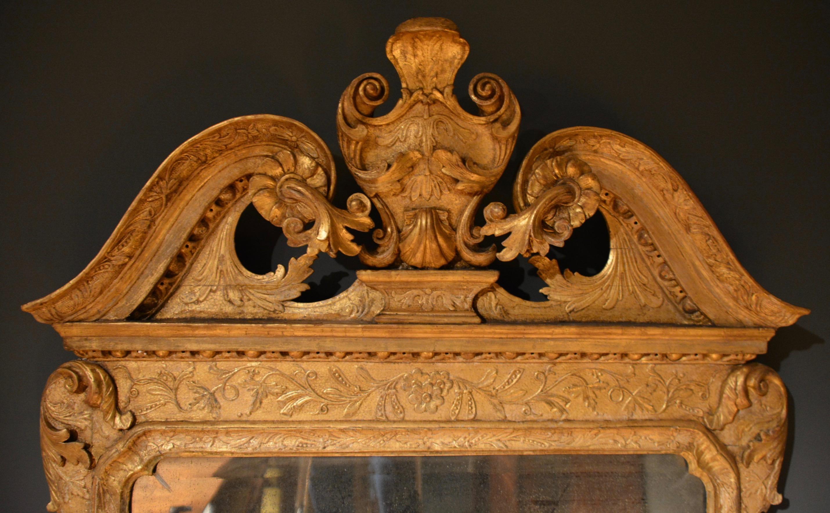 18th Century Carved Giltwood Gesso Mirror with Candle Sconces For Sale 1