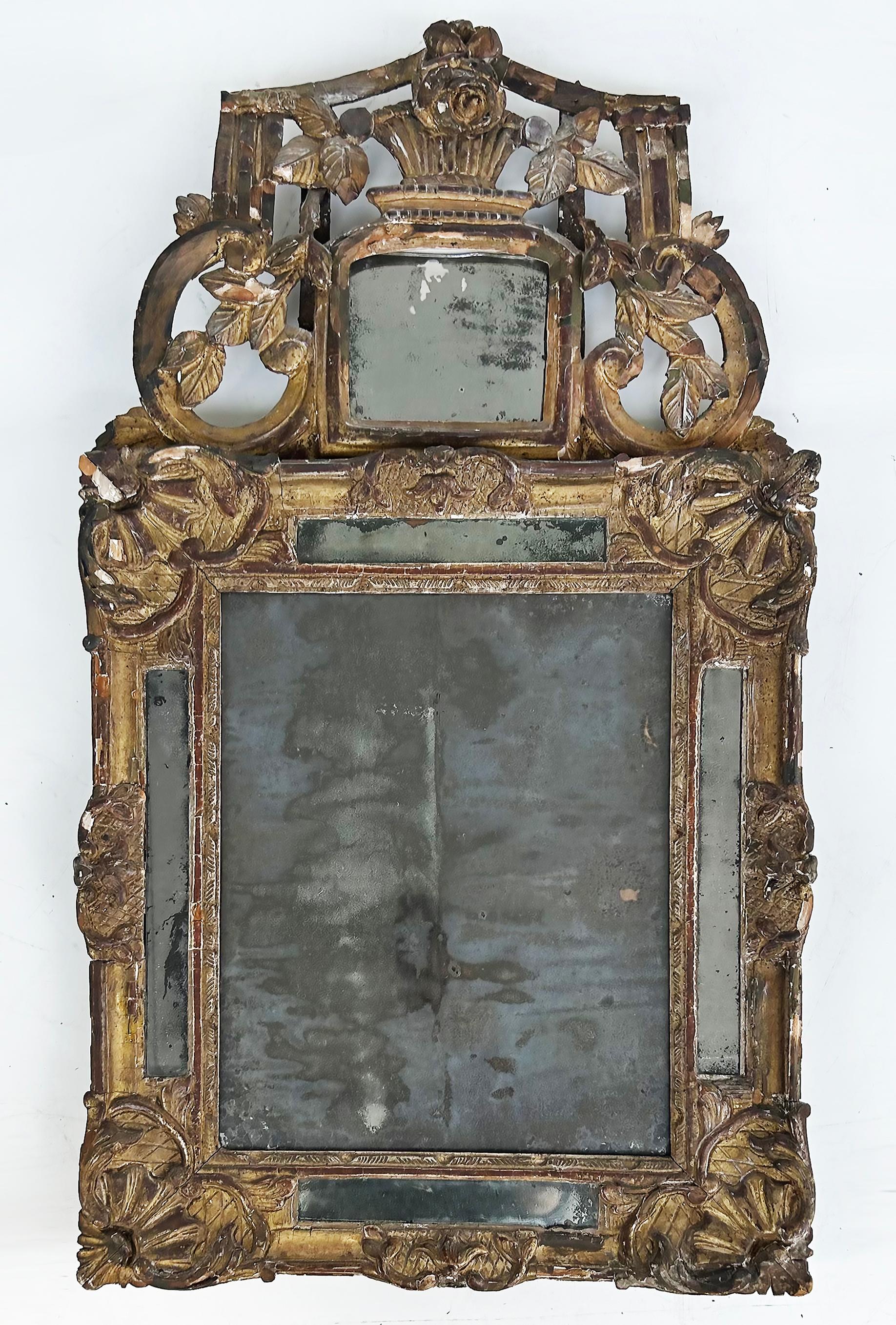 18th Century and Earlier 18th Century Carved Giltwood Gesso Provençal Mercury Mirror, Original Gilding