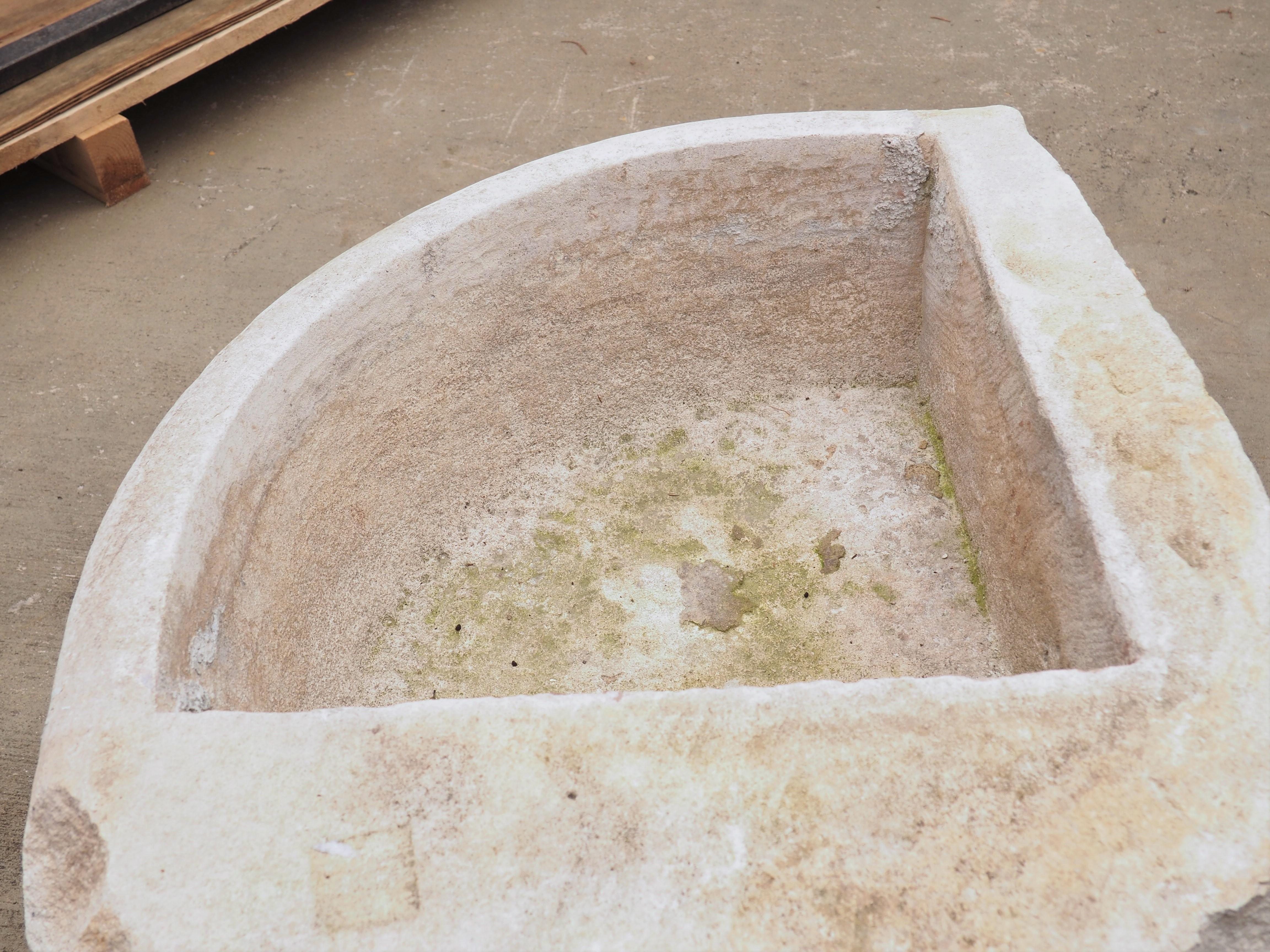 Stone 18th Century Carved Limestone Corner Sink or Fountain Basin from Apt, France For Sale