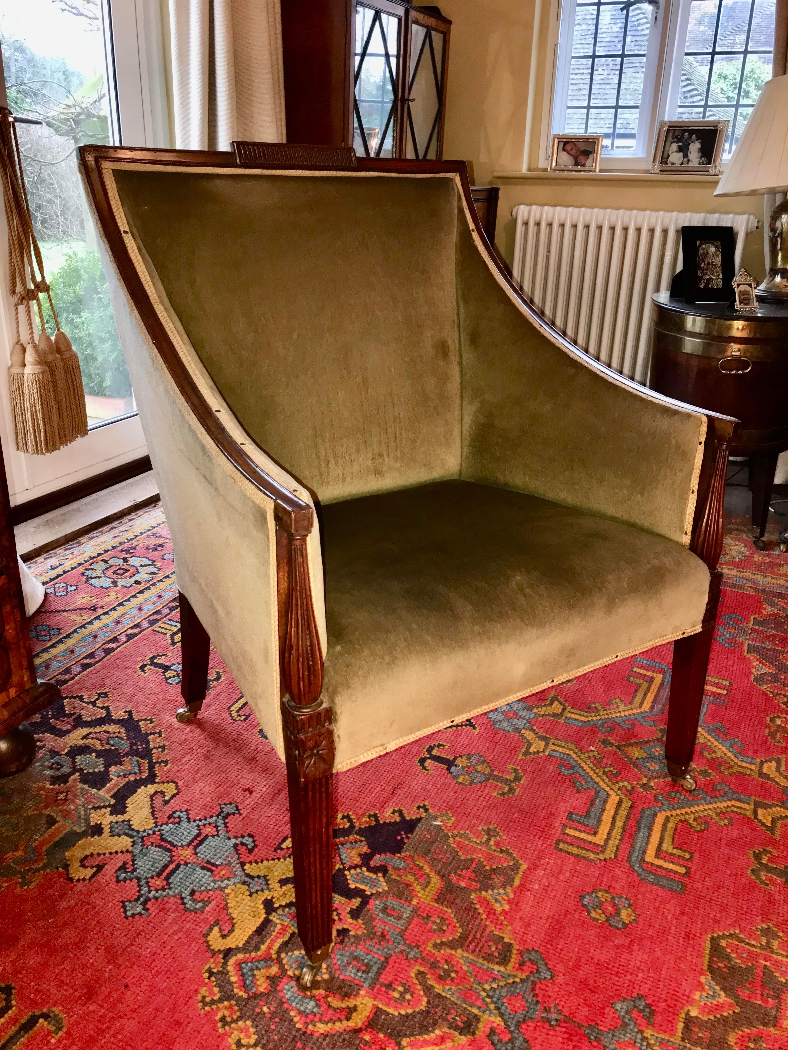 18th Century Carved Mahogany Library Bergère Armchair In Good Condition For Sale In Lymington, GB