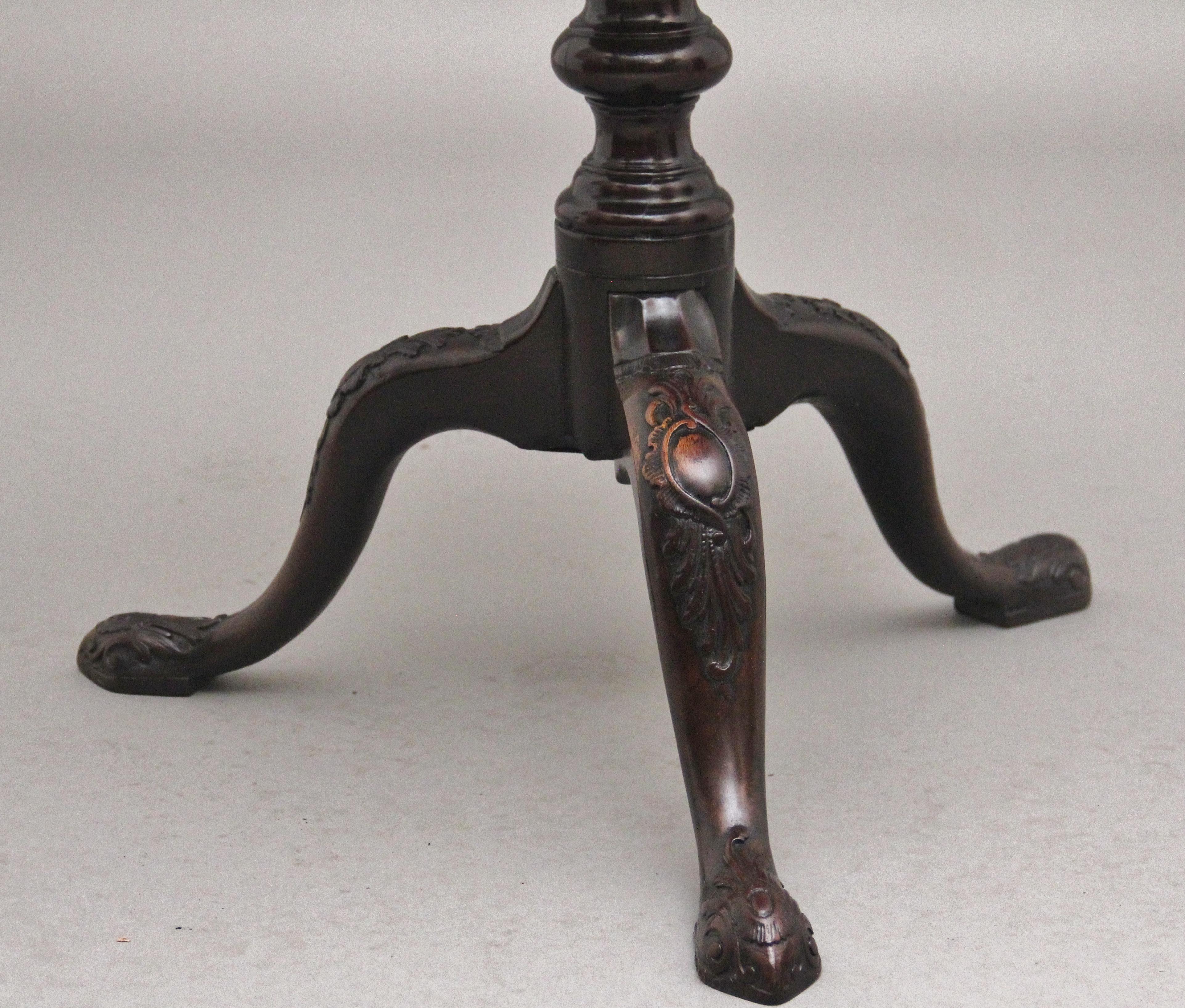 18th Century carved mahogany tripod table For Sale 2