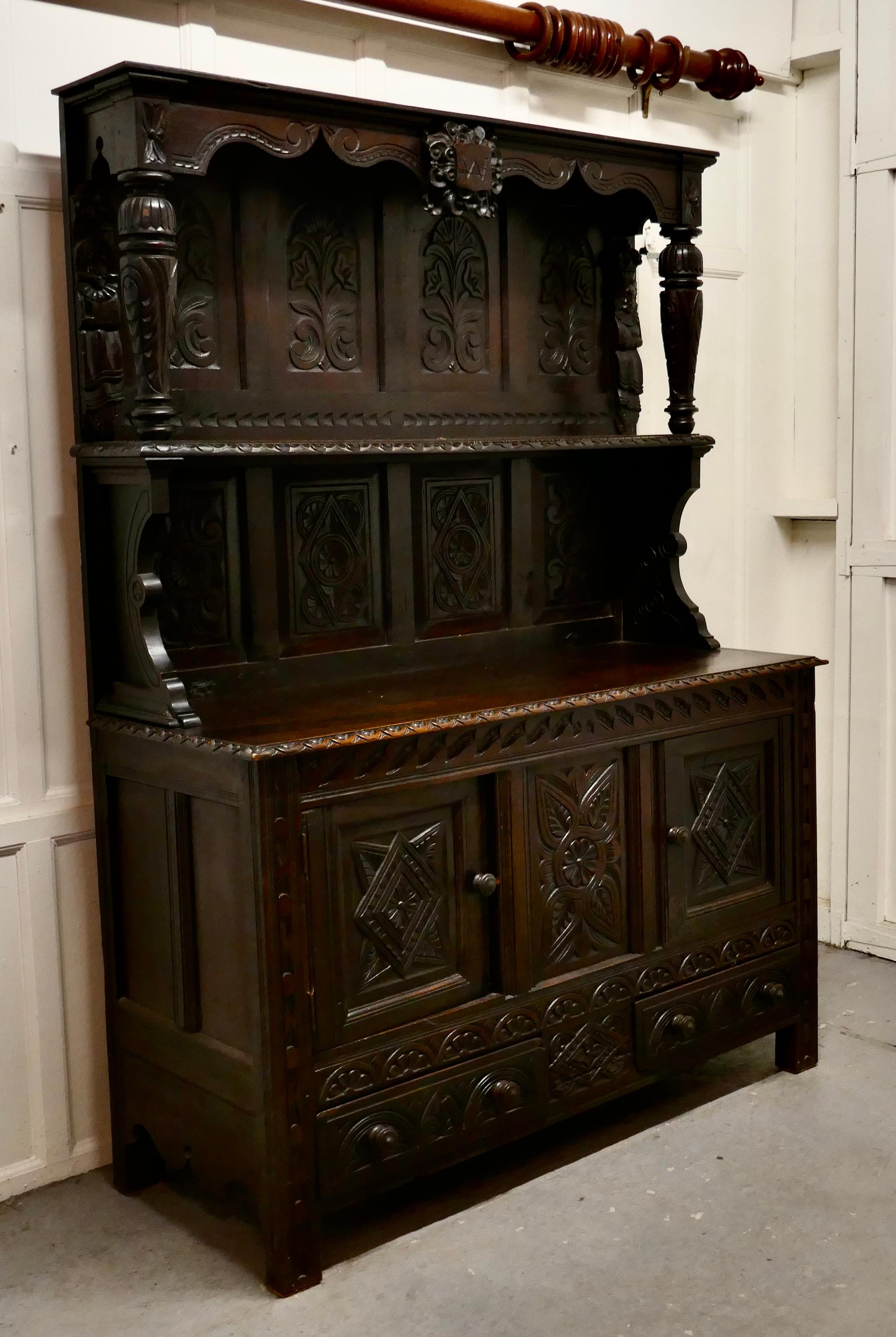 18th Century Carved Oak Buffet Sideboard Dresser In Good Condition In Chillerton, Isle of Wight