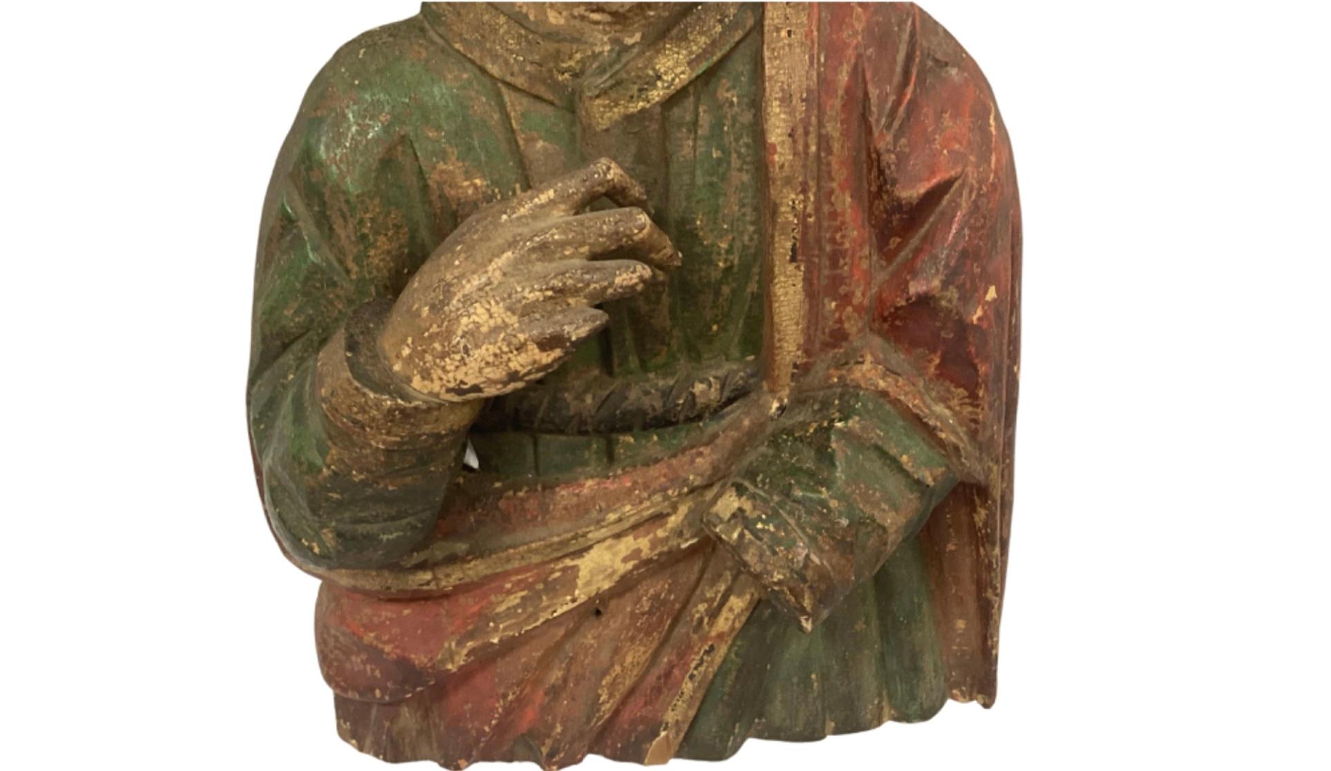 Geschnitzte und polychrome Büste eines Heiligen aus dem 18. Jahrhundert (Spanisch) im Angebot