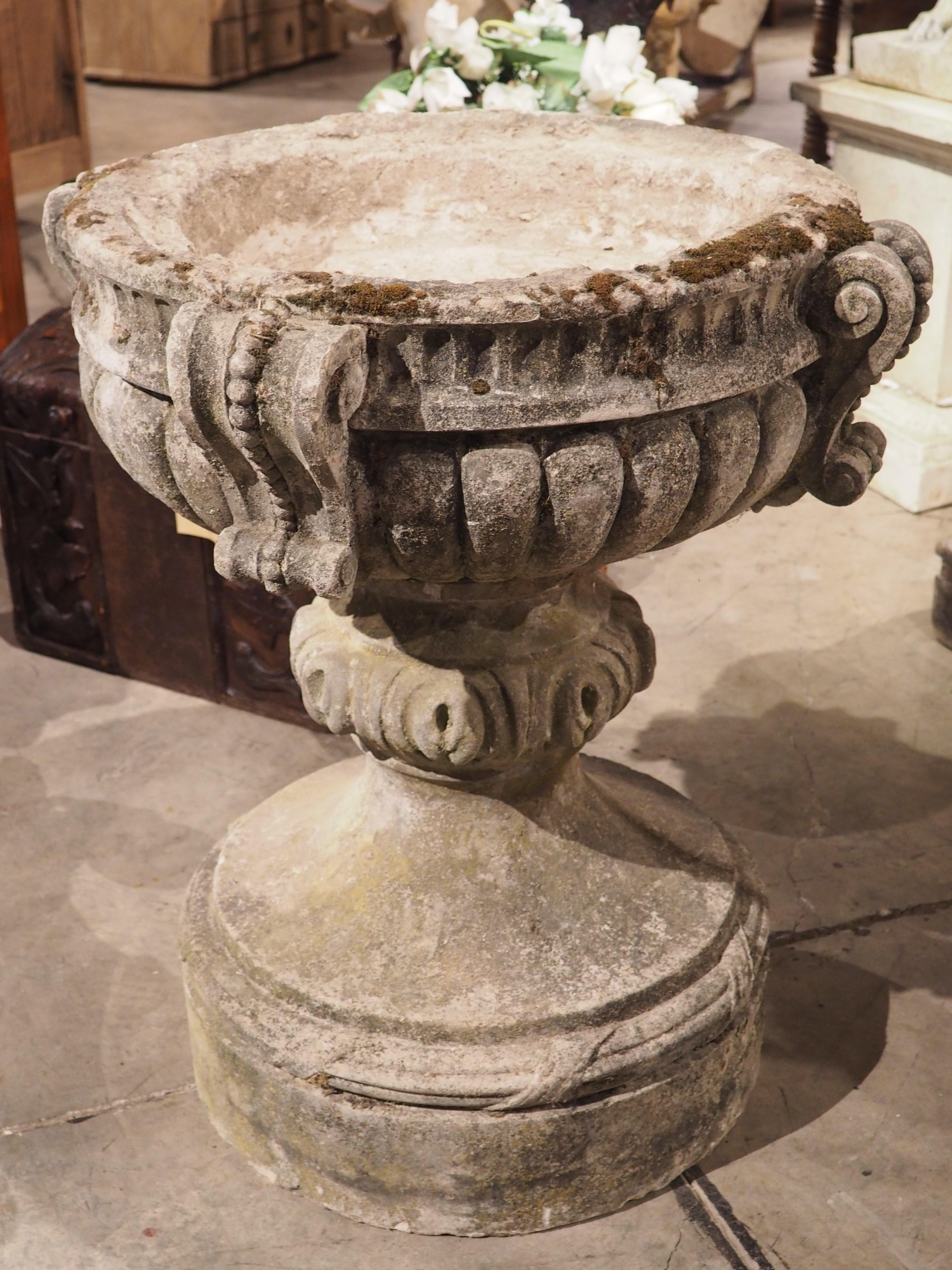 Originally a holy water stoup from a church in the Haute-Garonne department of France, this hand-carved stone benitier dates to the 1700’s. The Haute-Garonne is located in the southwestern part of France, along the Spanish border and about 150 km