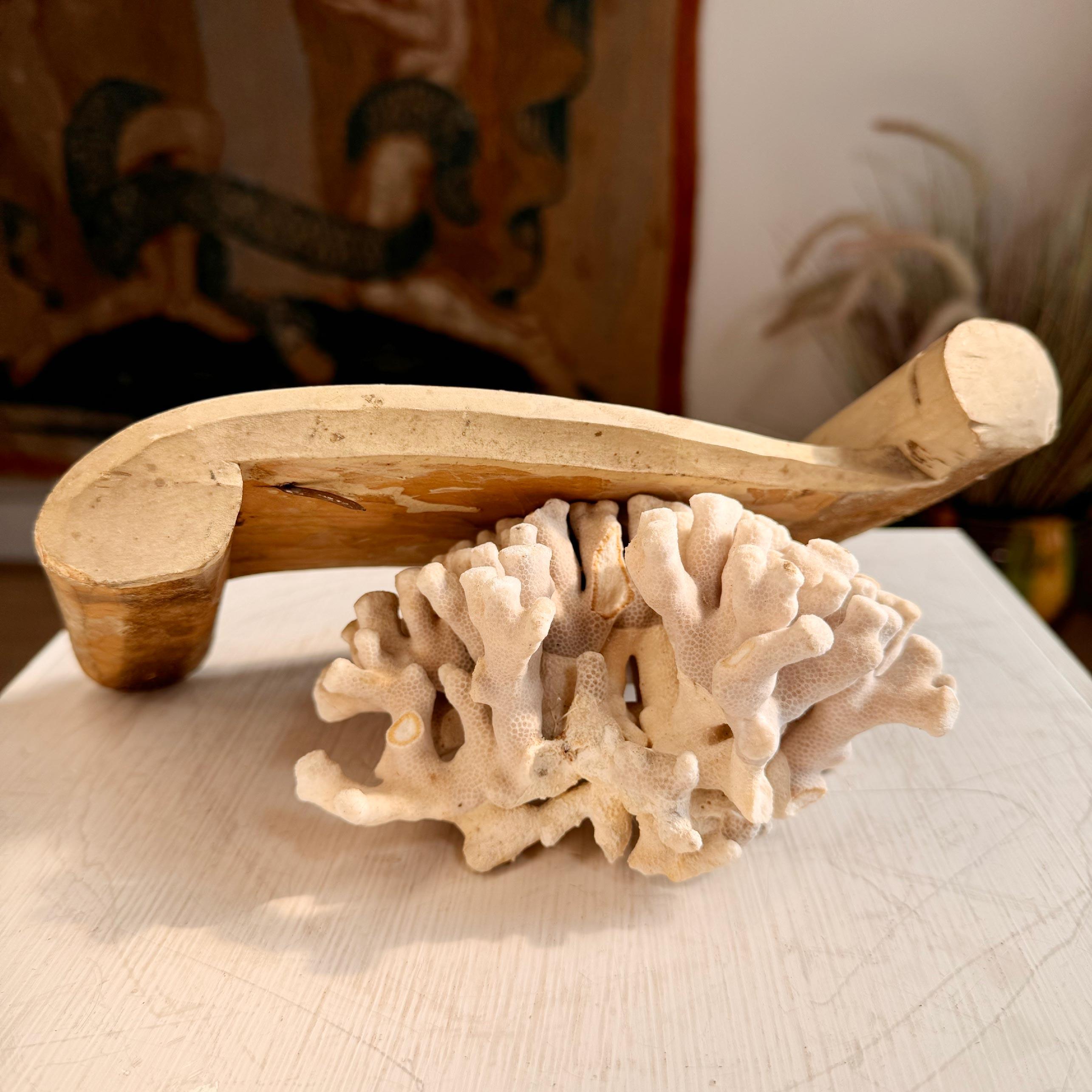 Scroll INRI du 18ème siècle Jésus de Nazareth Roi des Juifs en vente 3