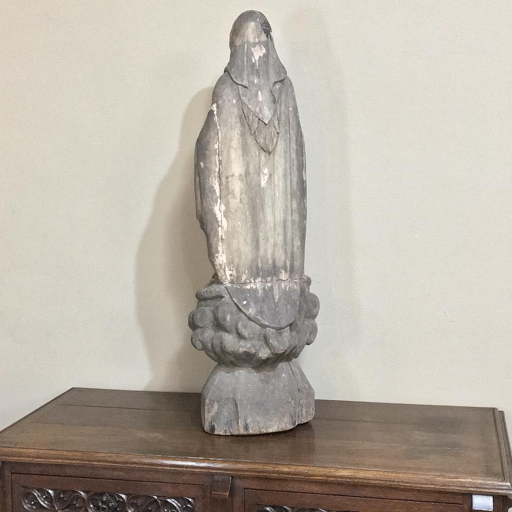 18th Century Carved Wood Madonna Statue For Sale at 1stDibs
