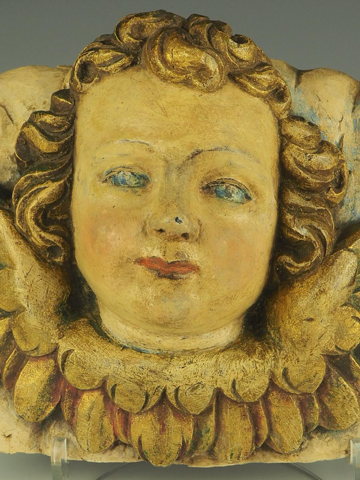 18th Century Carved Wood Panel – Polychrome Head Of Cherub – Putto For Sale 8