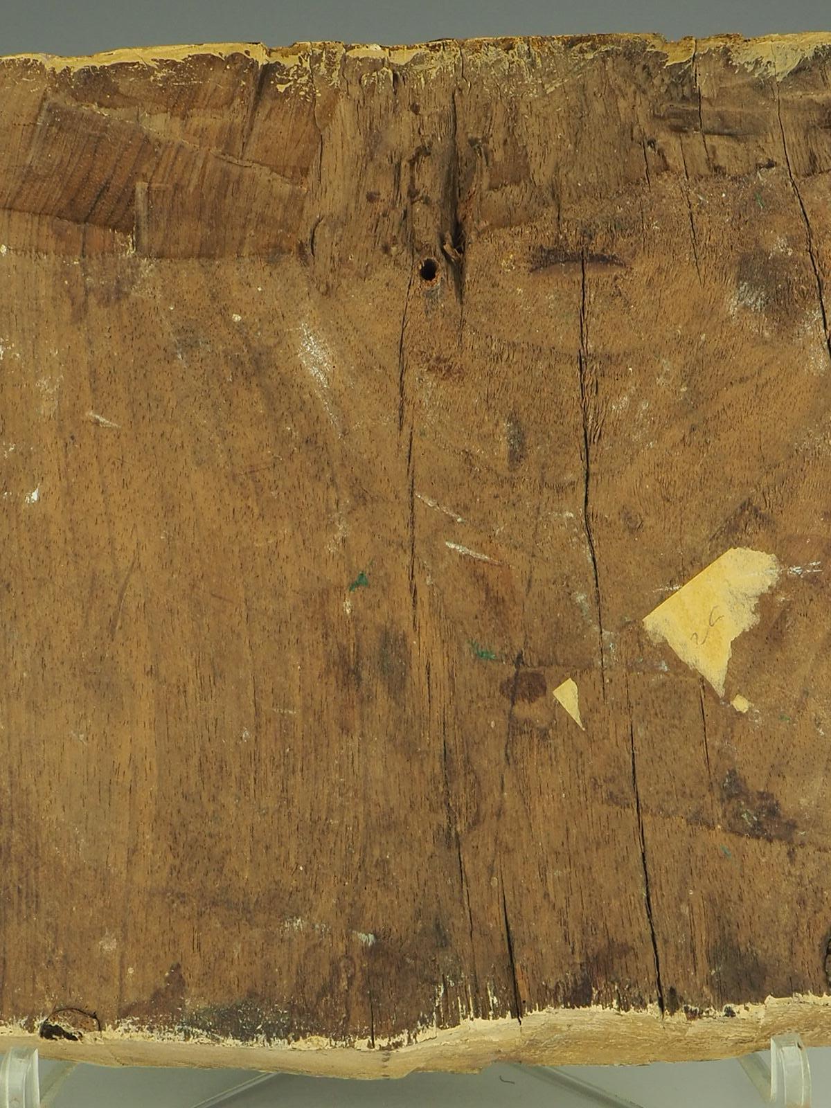 Panneau en bois sculpté du XVIIIe siècle - Tête de chérubin polychrome - Putto en vente 8
