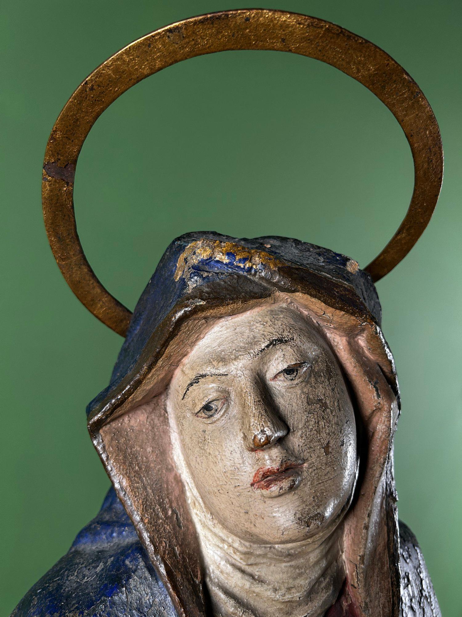 18th Century Carved Wooden Mater Dolorosa (Our Lady of Sorrows) Statue Sculpture en vente 9