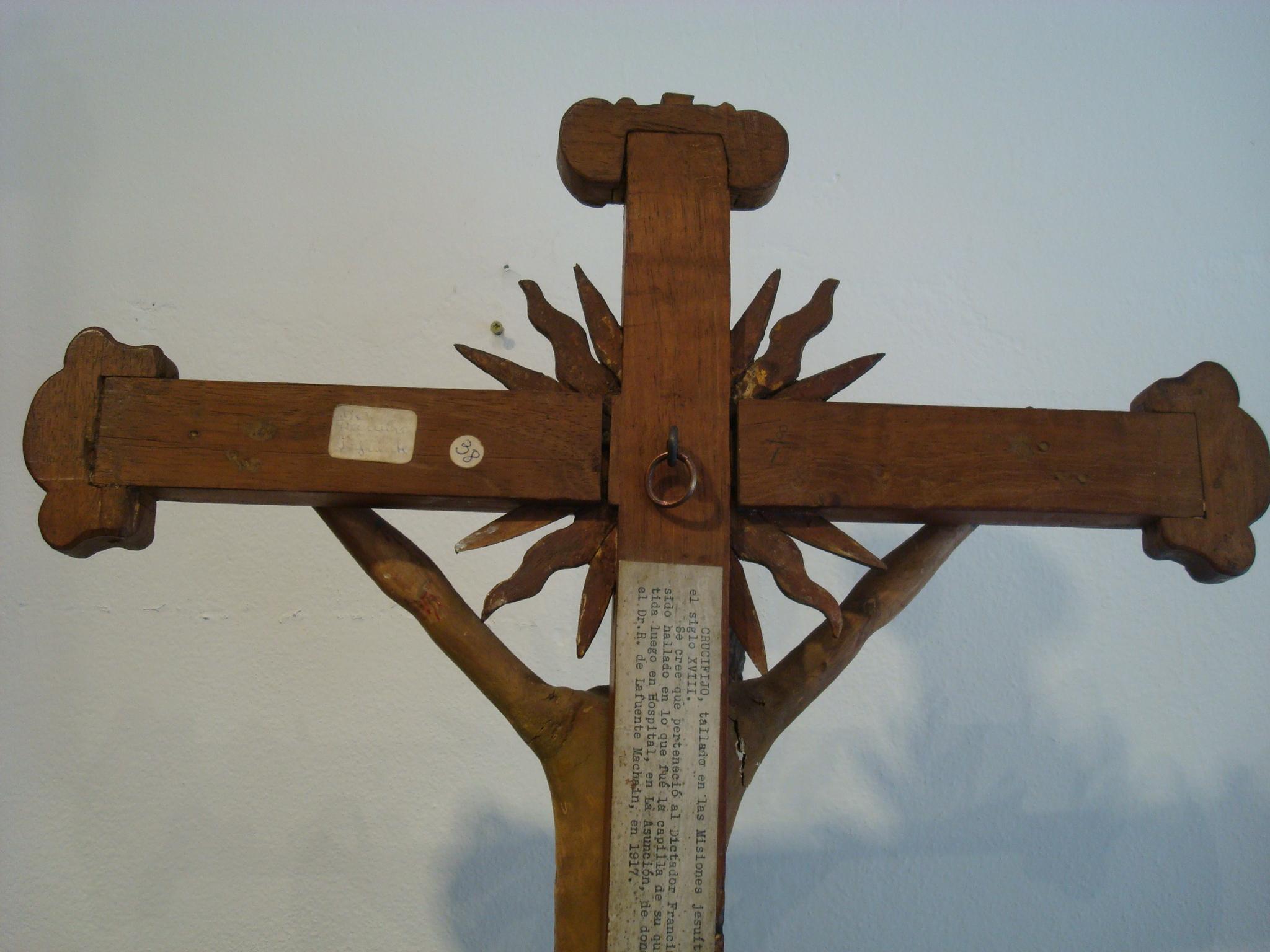 Geschnitzter Holz, der Christus auf dem Kreuz repräsentiert, Volkskunst des 18. Jahrhunderts im Angebot 10