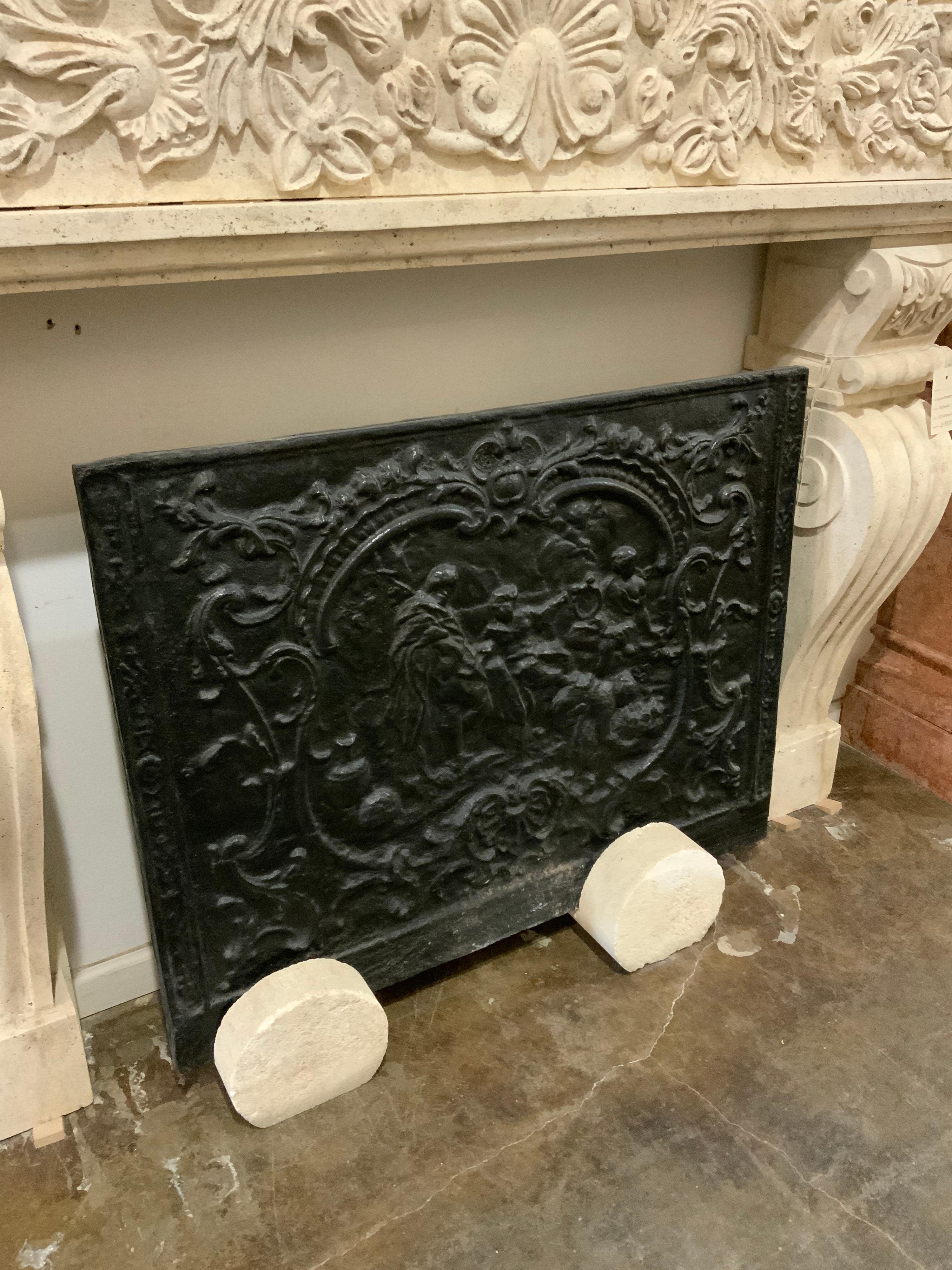 18th Century Cast Iron Fireback from France In Good Condition For Sale In Dallas, TX
