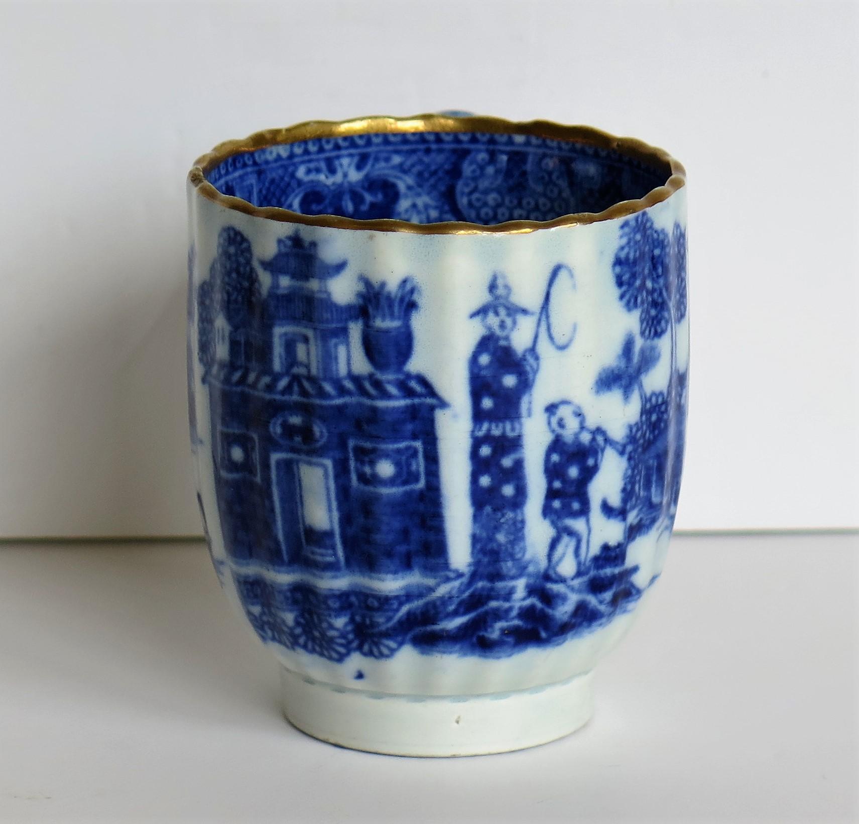 18th Century Caughley Coffee Cup Pearlware Gilded Chinoiserie Patn, circa 1785 5