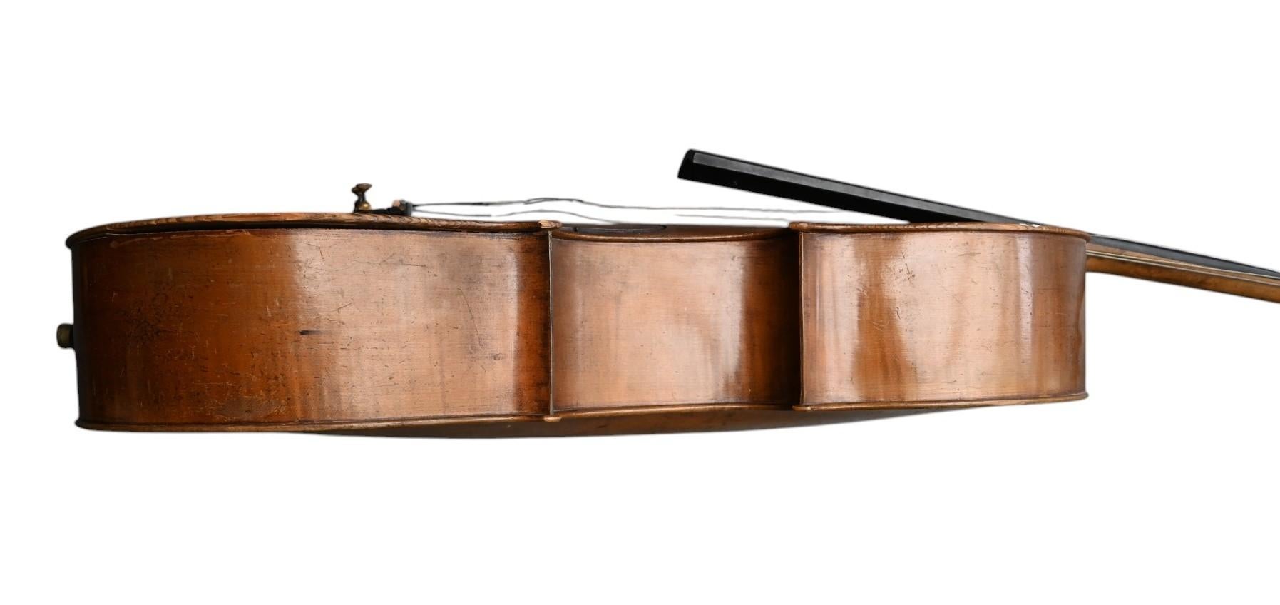 Cello aus dem 18. Jahrhundert von Carl Friedrich Lippold - Neukirchen, 1763 (Handgeschnitzt) im Angebot