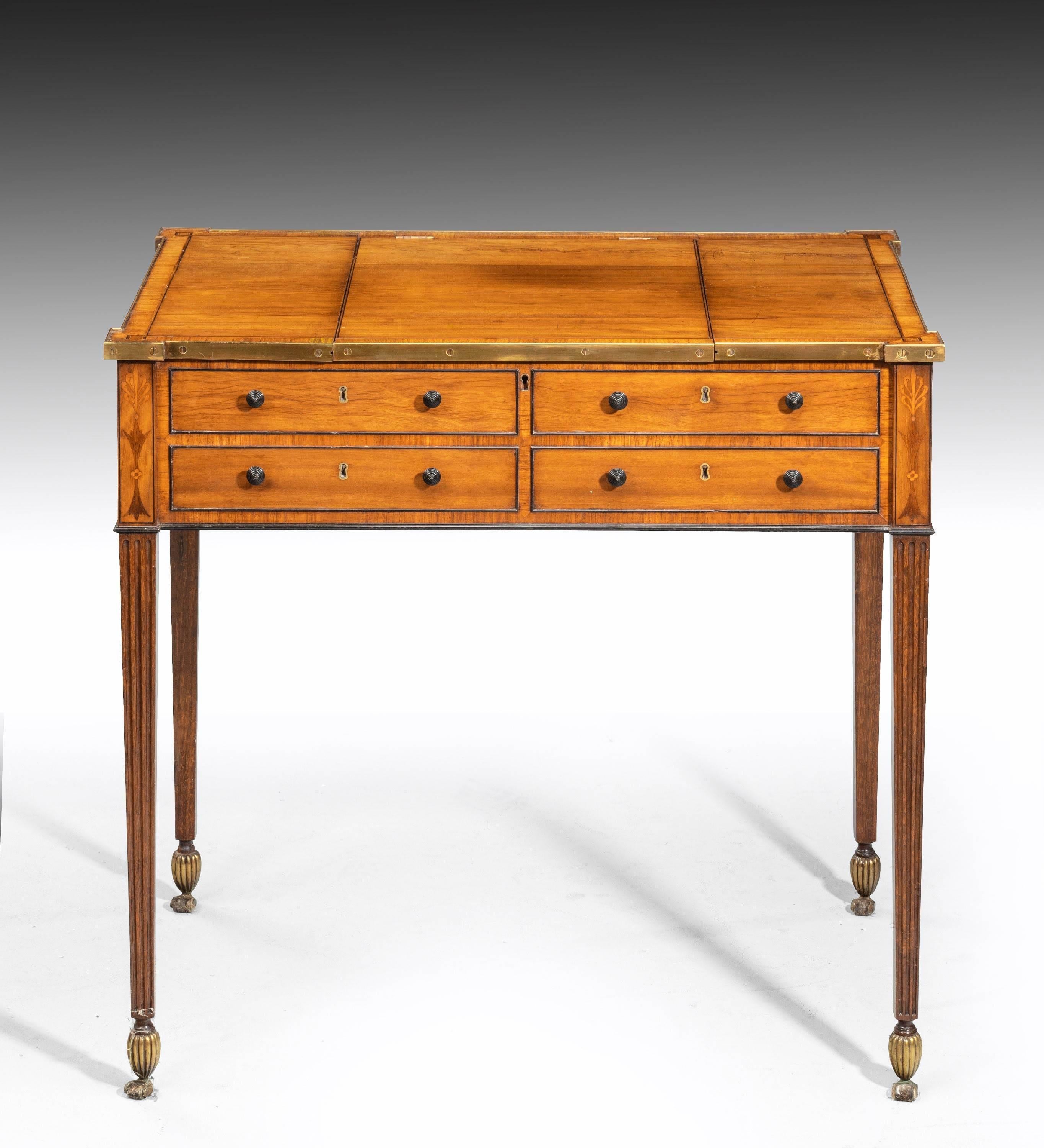 18th Century Centre Standing Table For Sale 1
