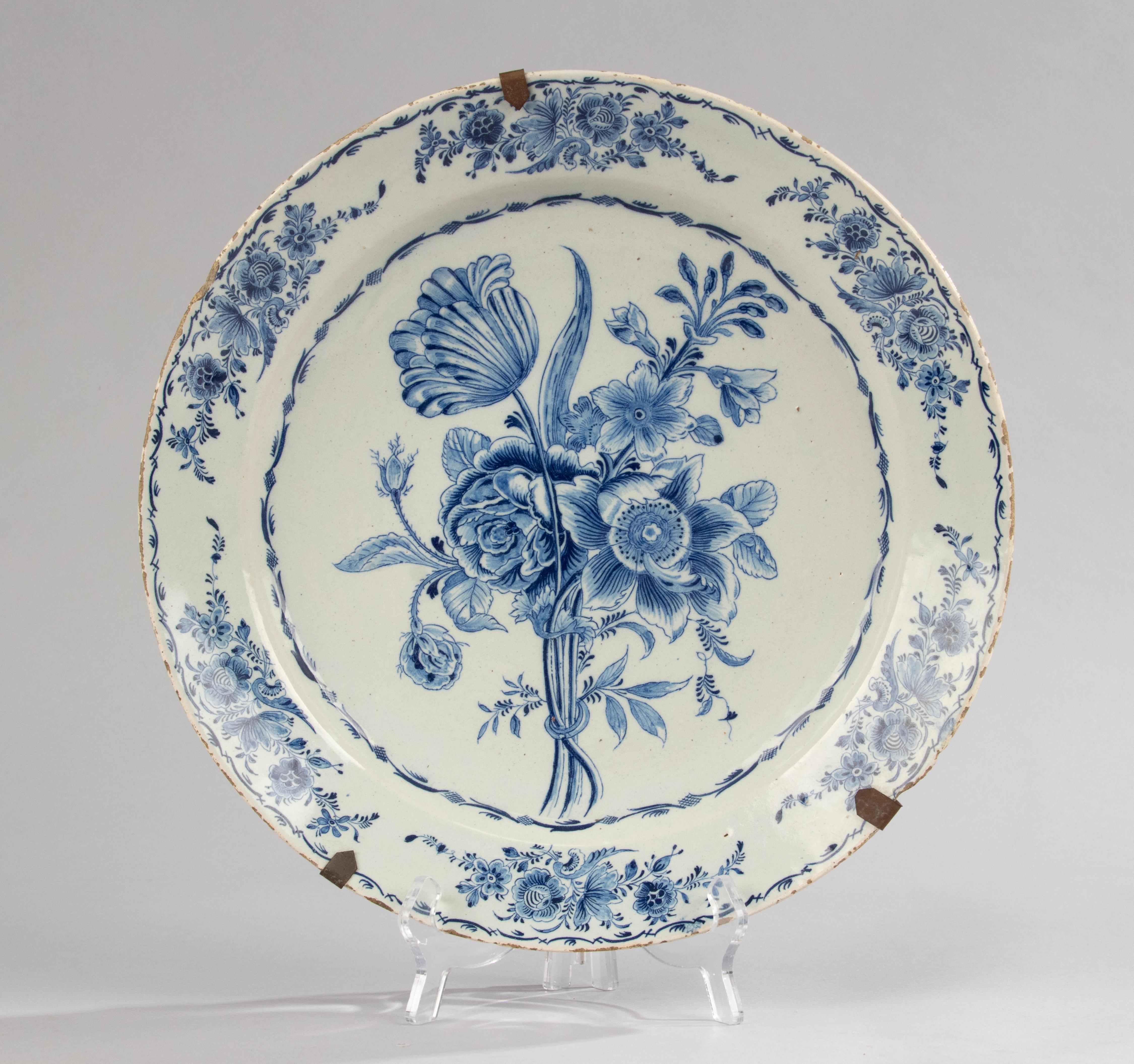 Dutch 18th Century Ceramic Delft Wall Plate  For Sale