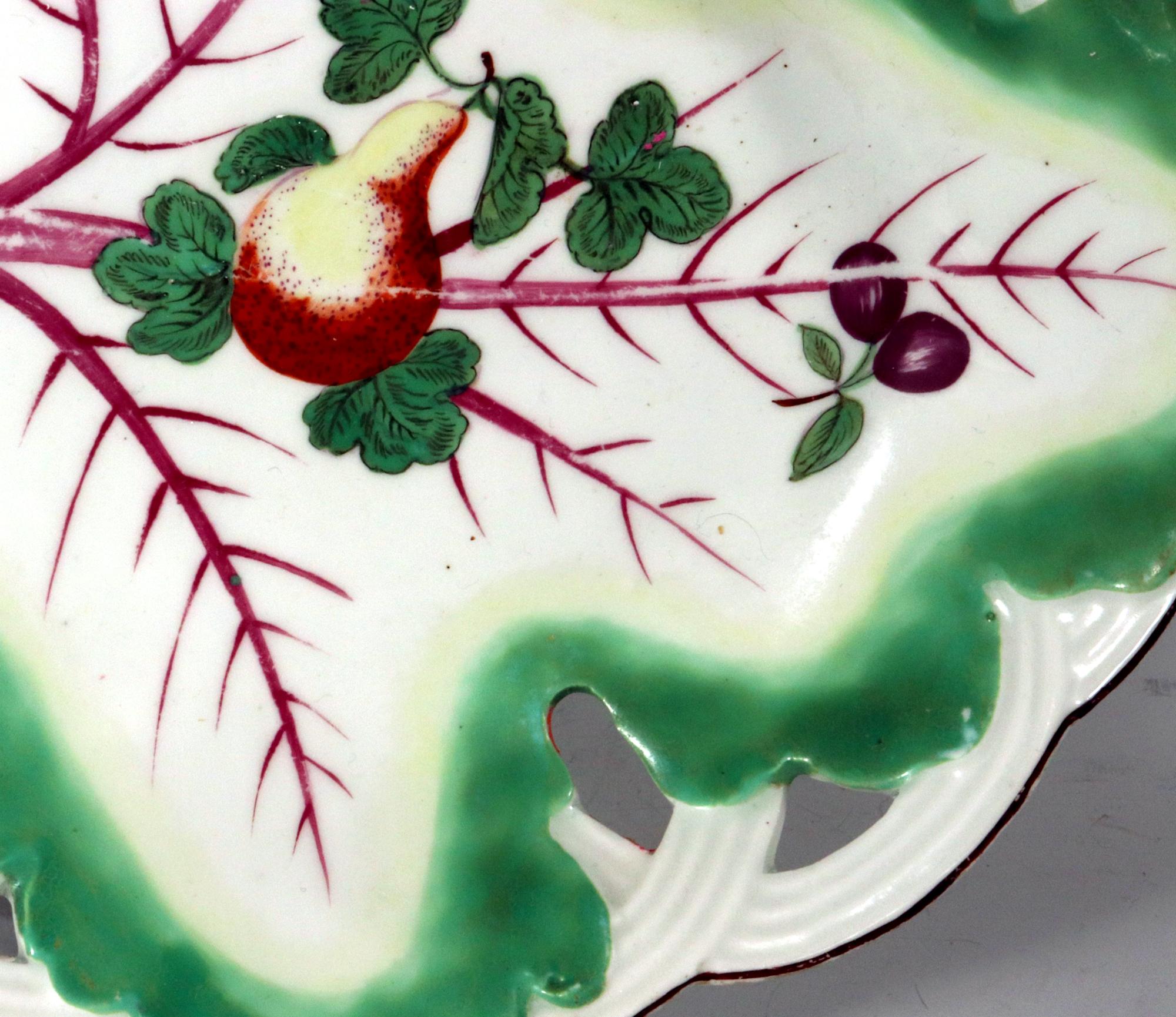 English 18th Century Chelsea Porcelain Trompe L'oeil Leaf Dish with Fruit For Sale