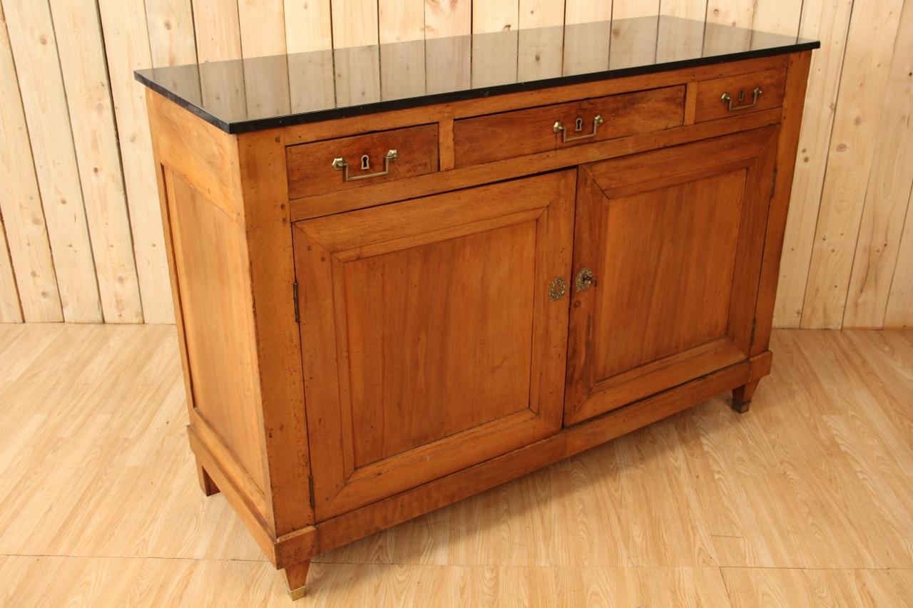 18th Century Cherry Buffet For Sale 2