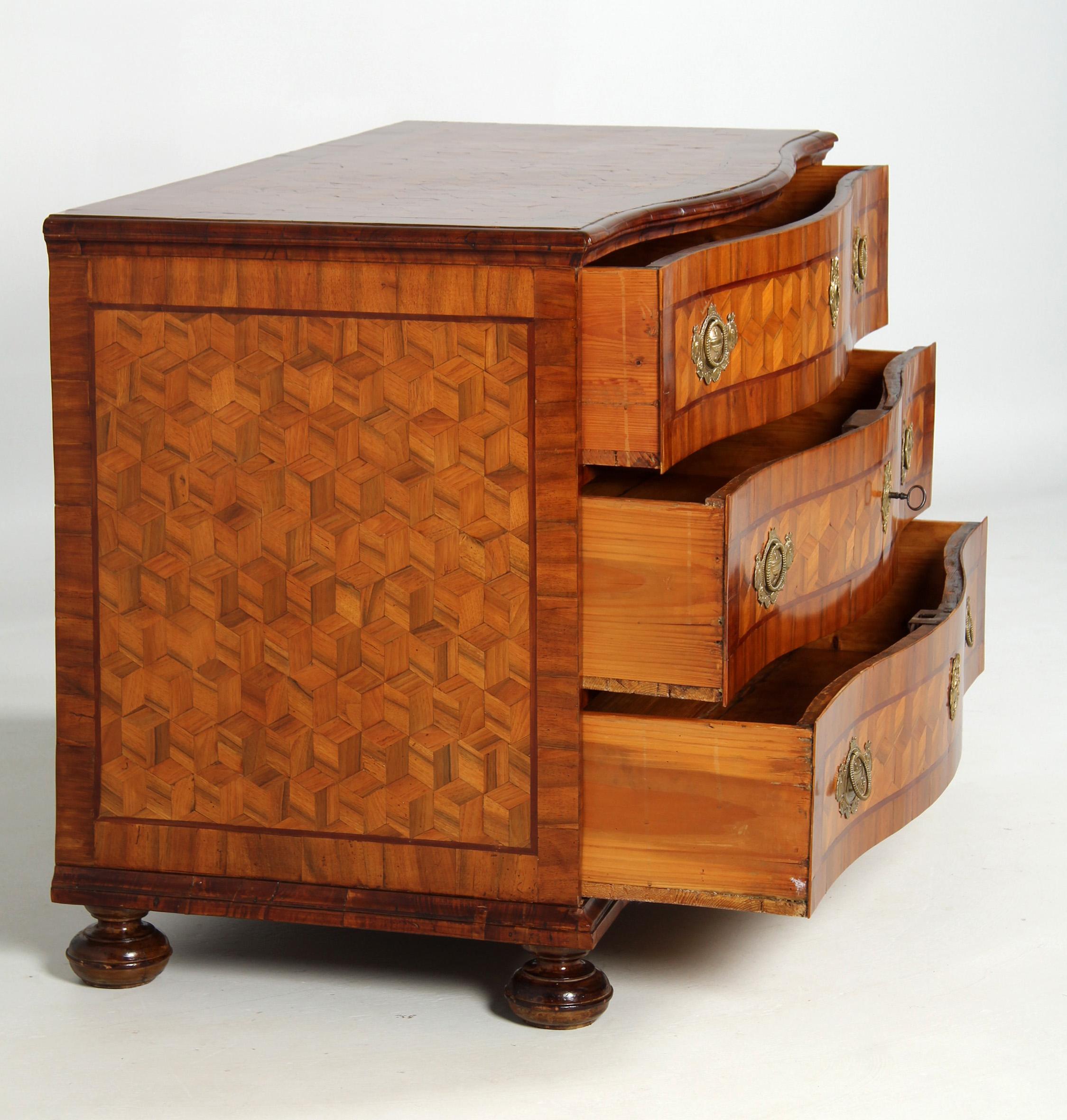 18th Century Chest Of Drawers with Trompe-l'œil Marquetry, Germany, circa 1770 For Sale 4