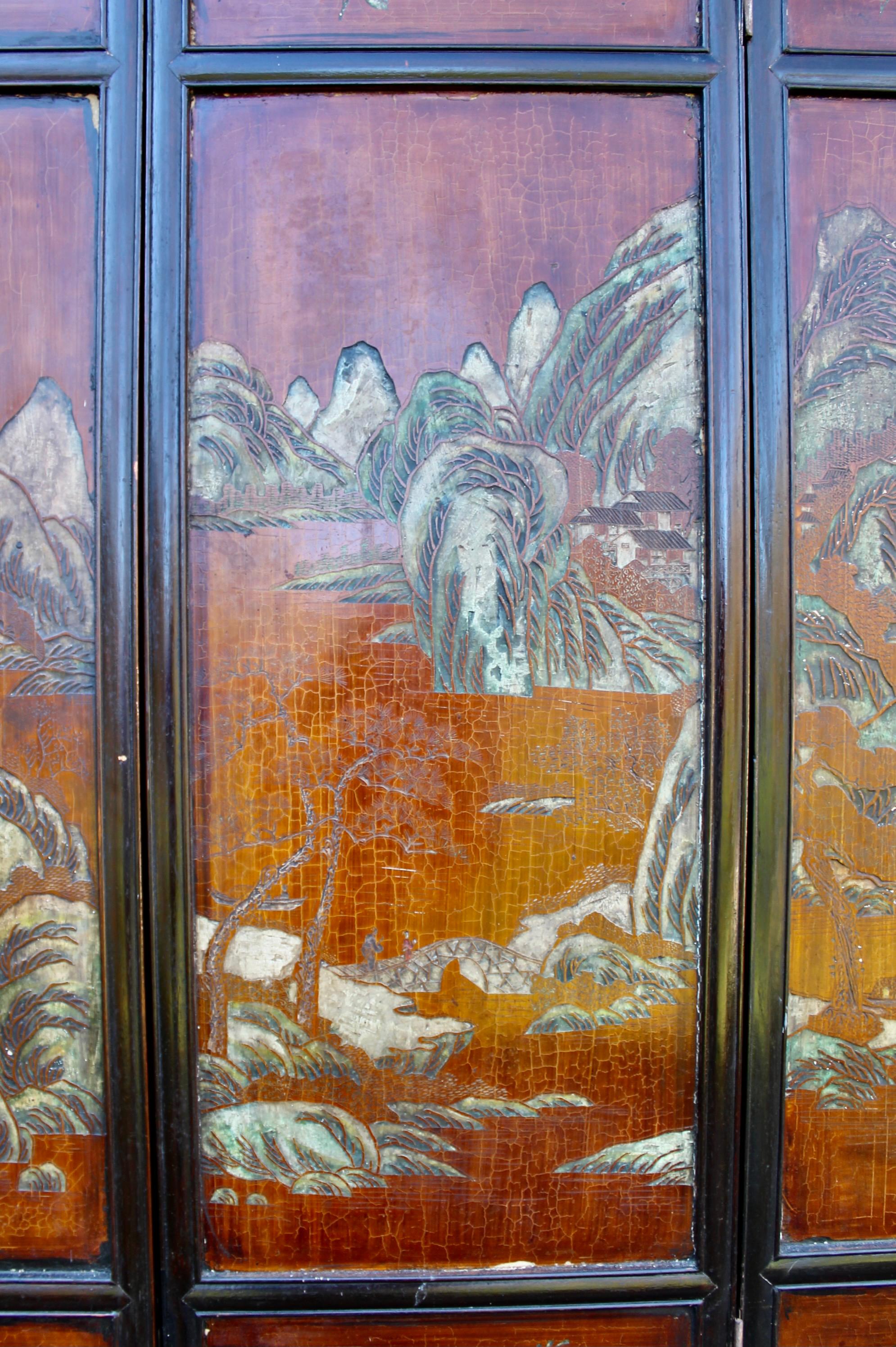 Chinesische 4 Tafeln-Coromandel-Landschaft und figürlicher Raumteiler aus dem 18. Jahrhundert (Chinesischer Export) im Angebot