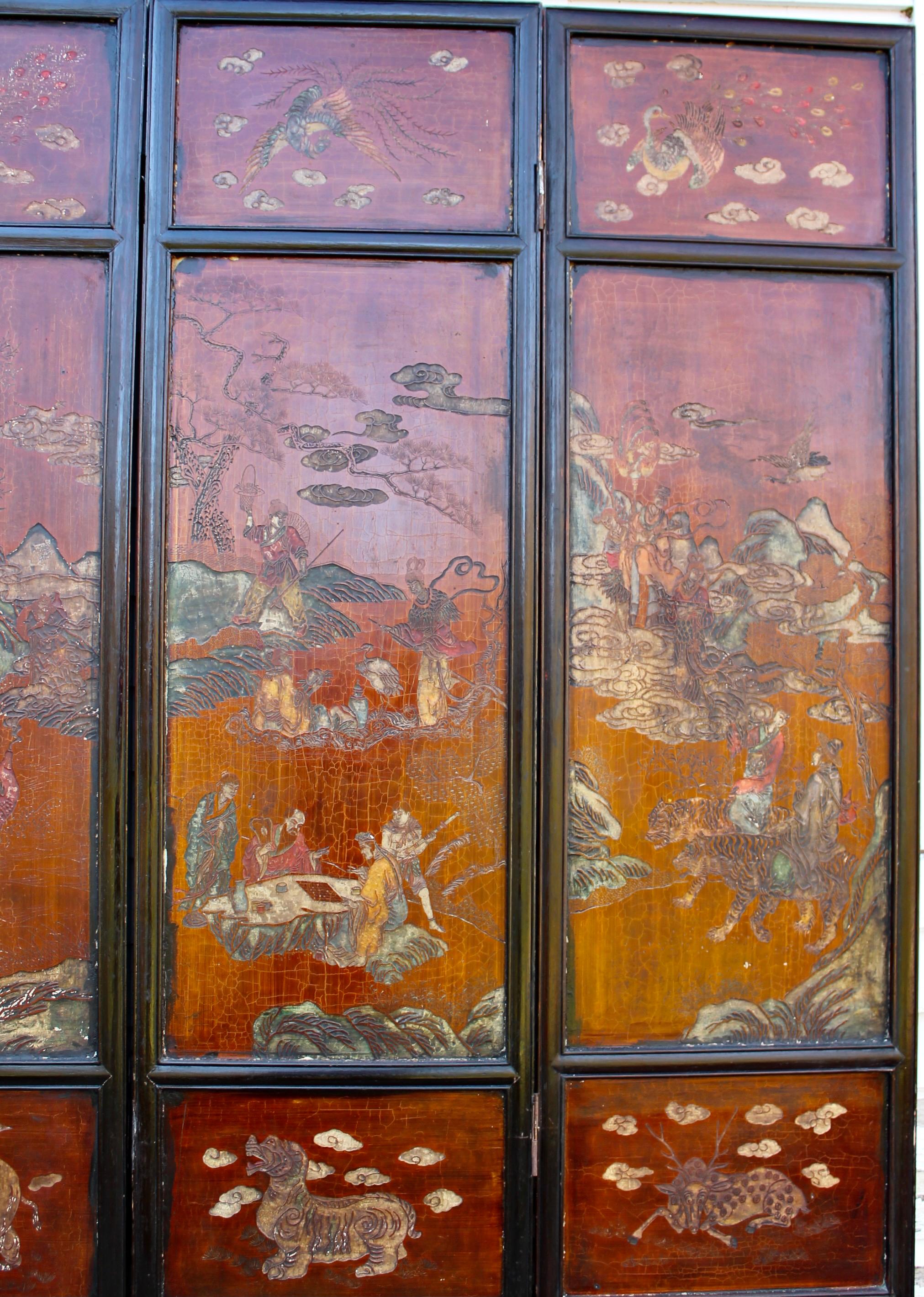 Chinesische 4 Tafeln-Coromandel-Landschaft und figürlicher Raumteiler aus dem 18. Jahrhundert im Angebot 2