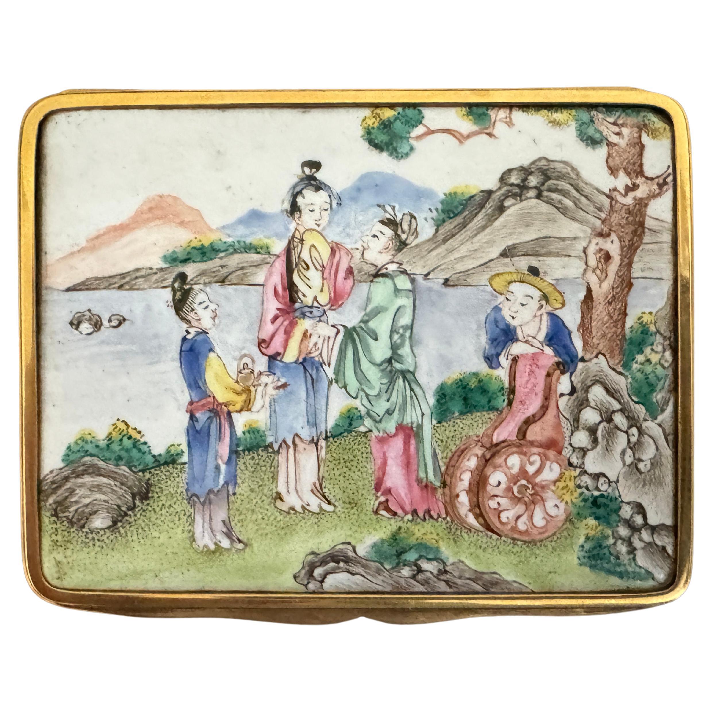 18th Century Chinese Beijing enamel snuff  box For Sale