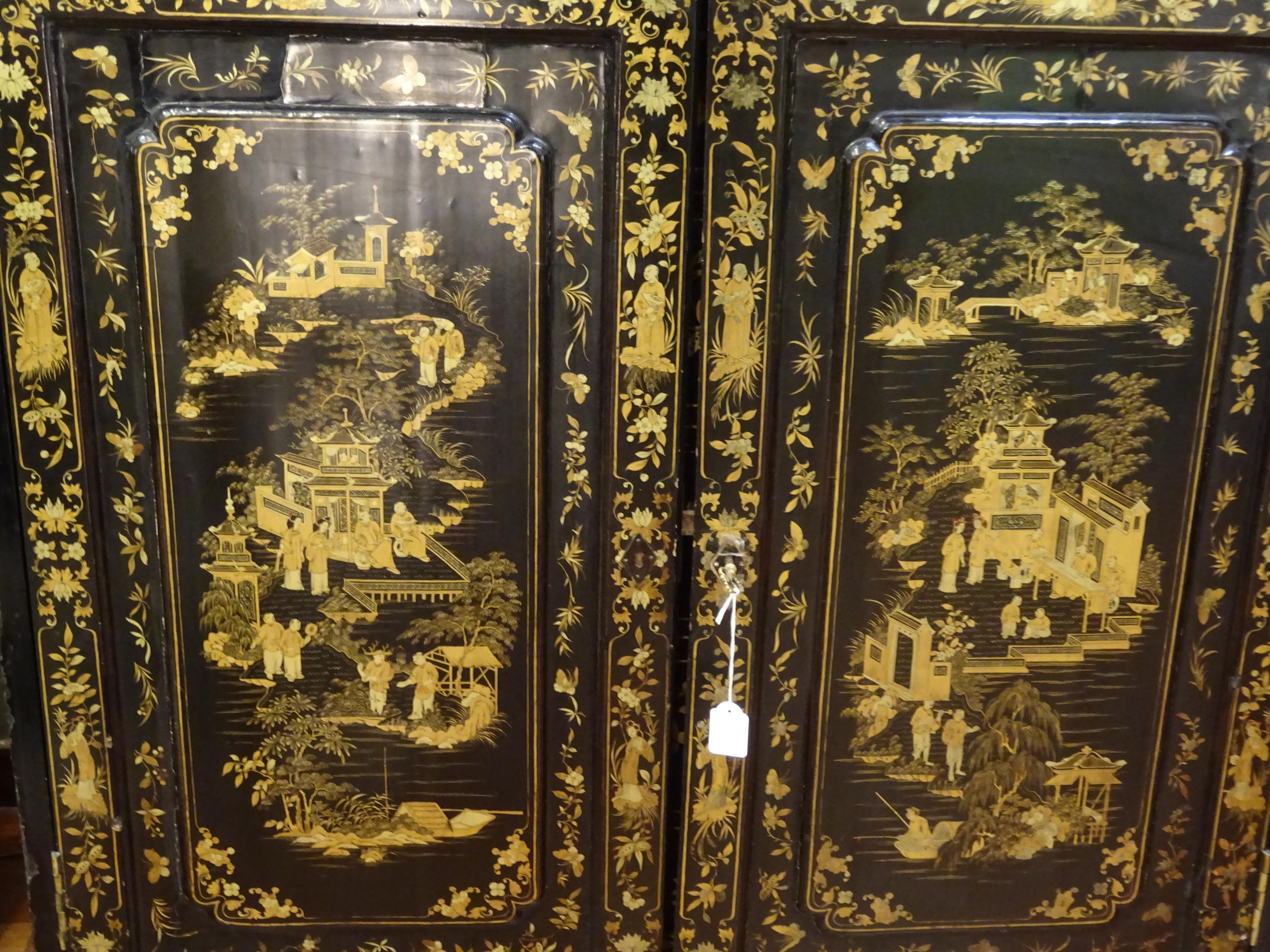 Chinese Export 18th Chinese Black  Cabinet Lacquered and Gilded Wood Cabinet