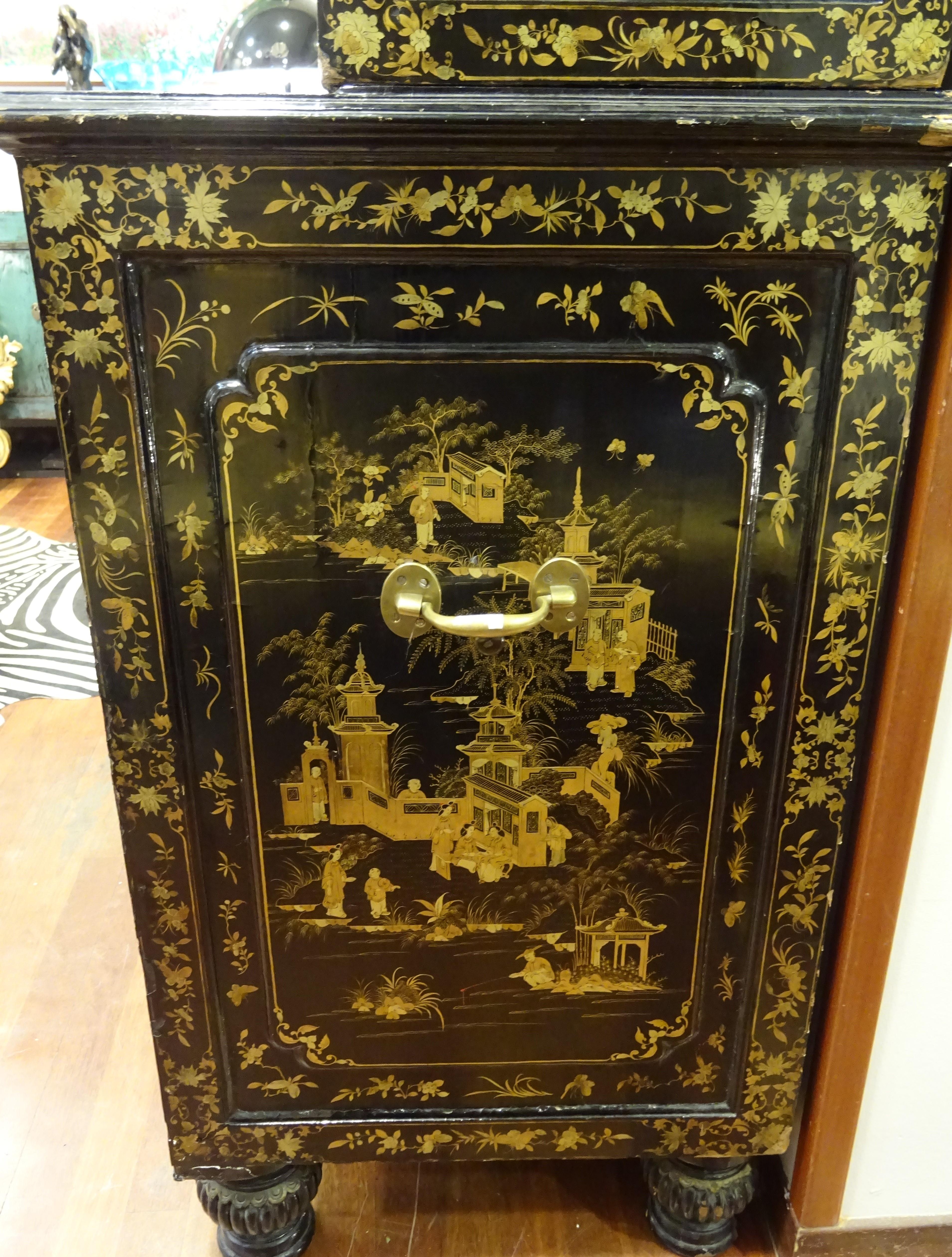 Gold 18th Chinese Black  Cabinet Lacquered and Gilded Wood Cabinet