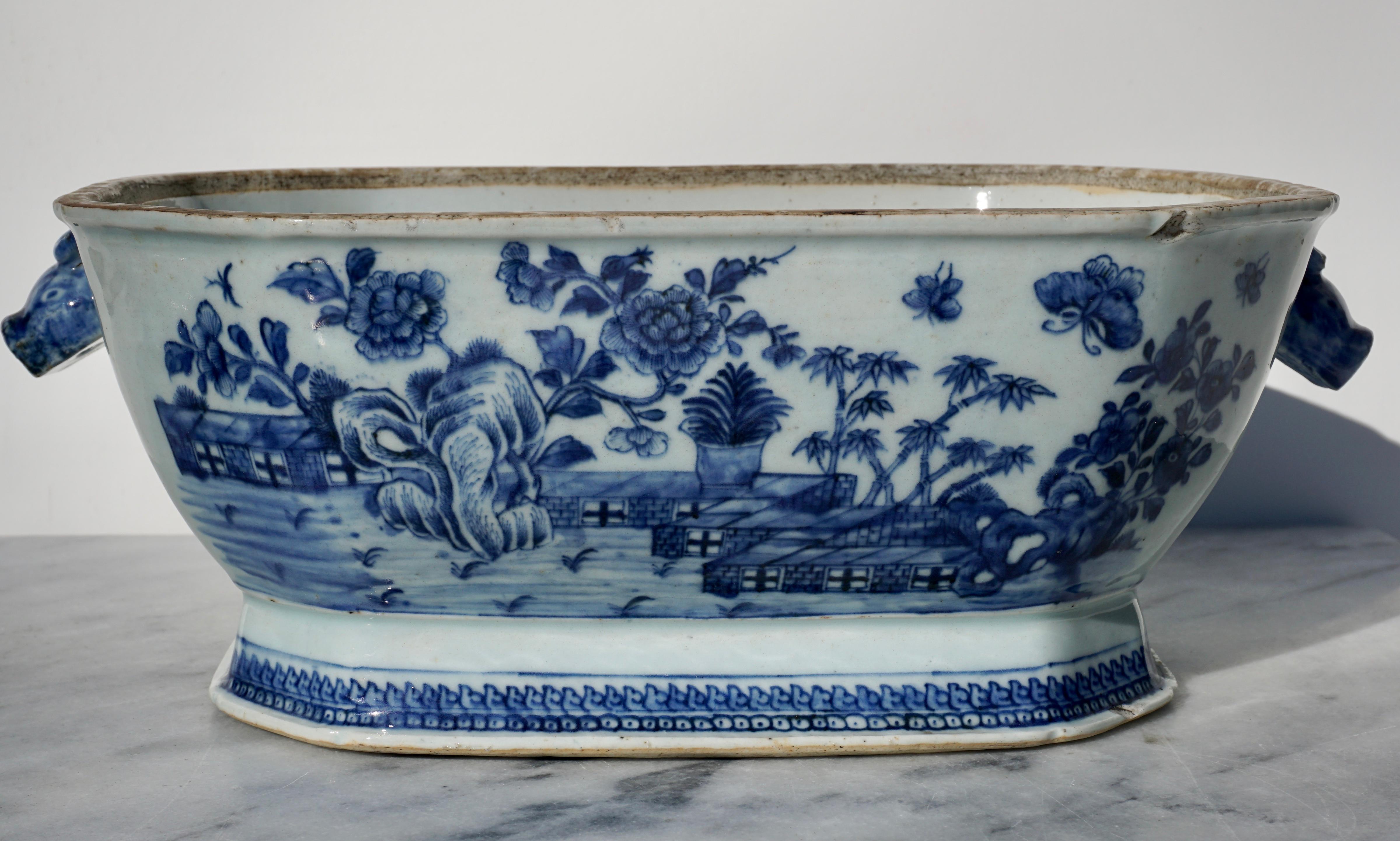 Early 19th Century 18th Century Chinese Blue and White Chamfered Tureen, Cover and Stand