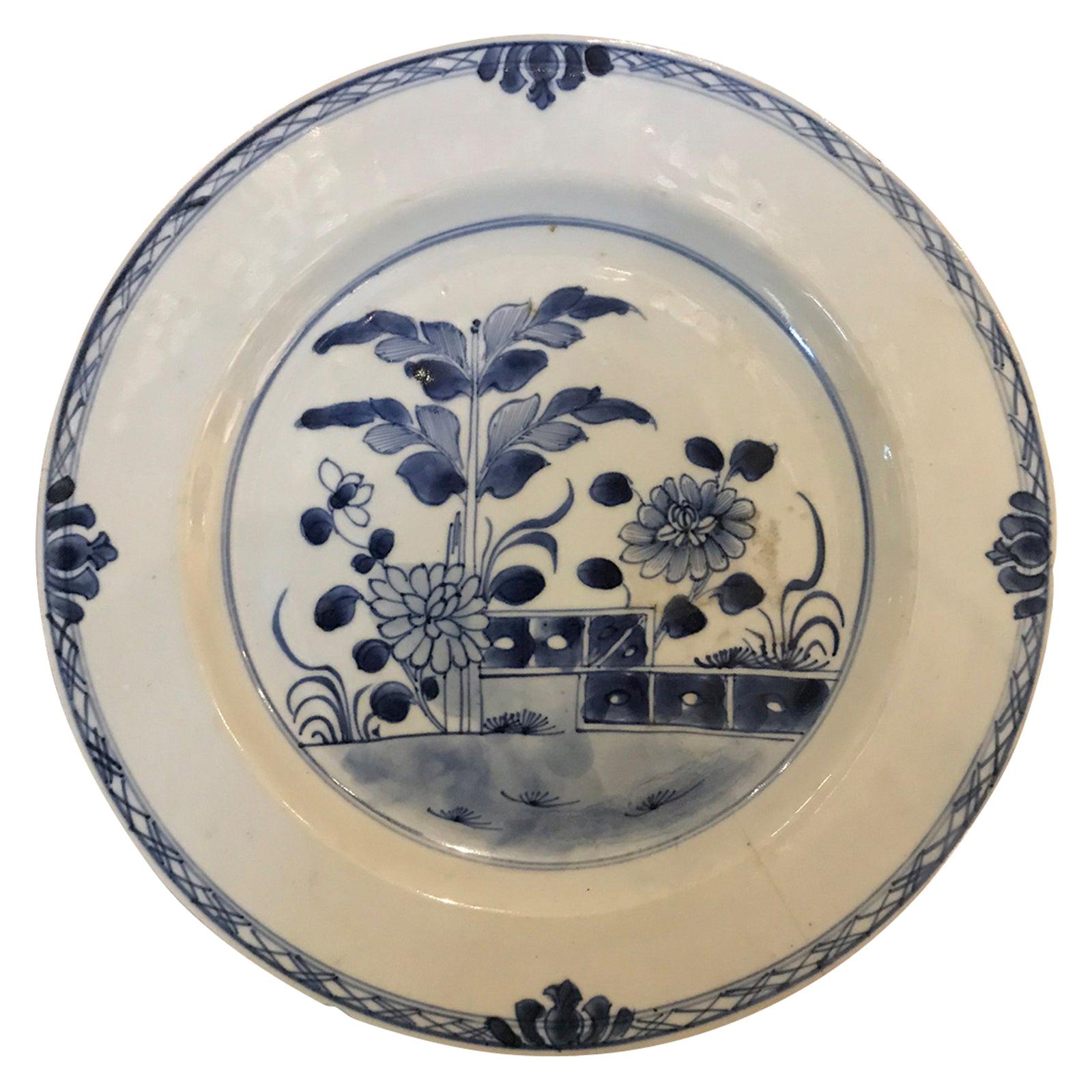 18th Century Chinese Blue and White Porcelain Plate For Sale