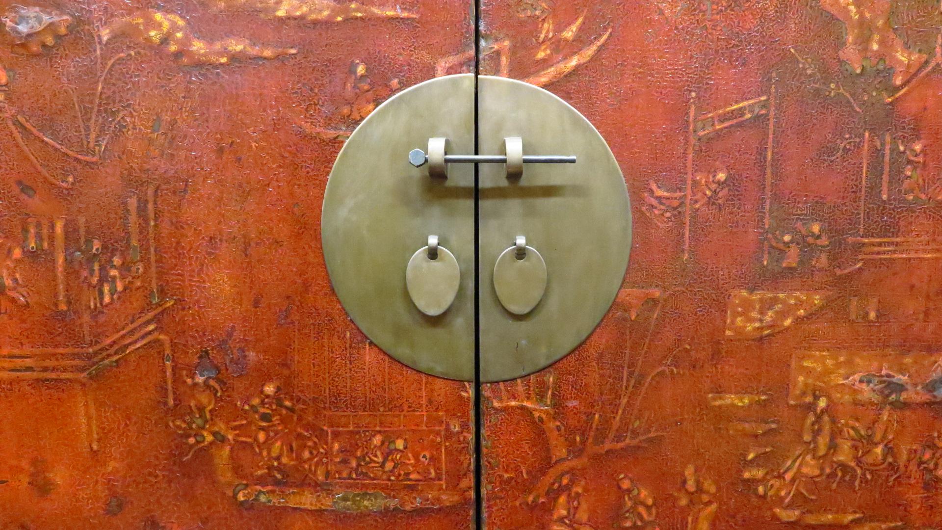 Armario chino del siglo XVIII Qing en venta