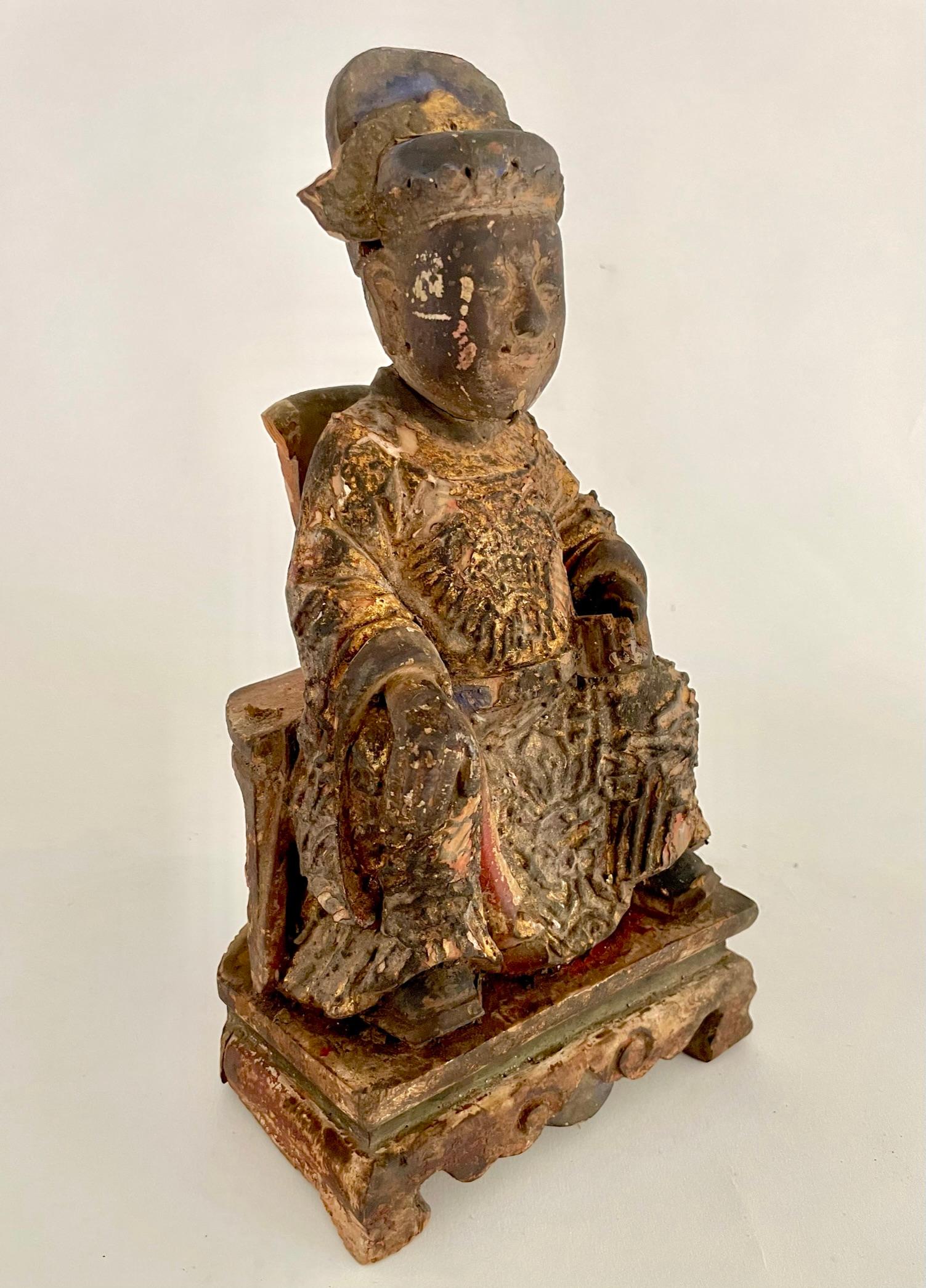 18th Century Chinese Carved Wooden Alter God For Sale 2
