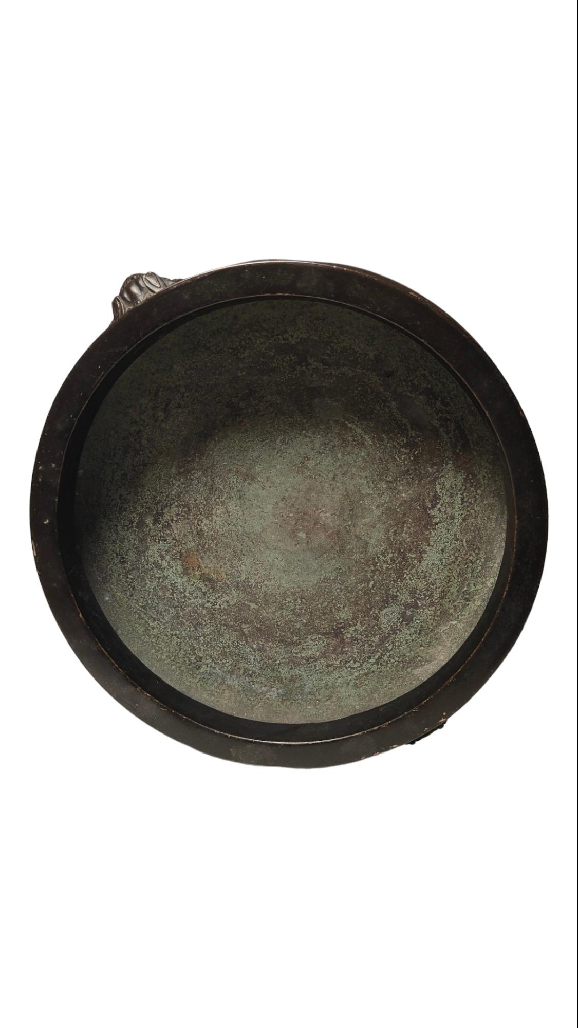 18th Century Chinese Censer For Sale 7