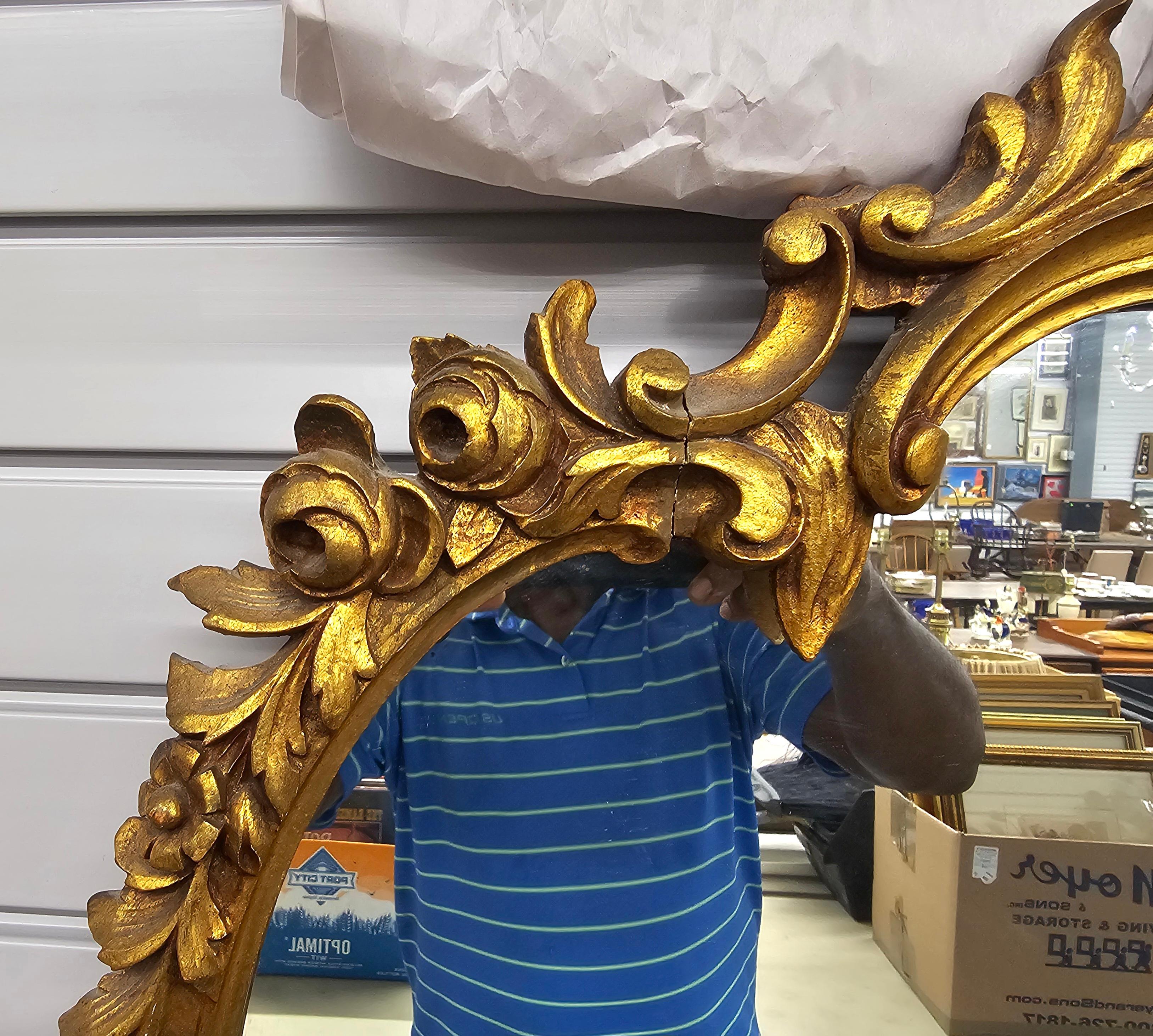 Americano 18th Century Chinese Chippendale Giltwood Over Mantel / Fireplace Mirror in vendita