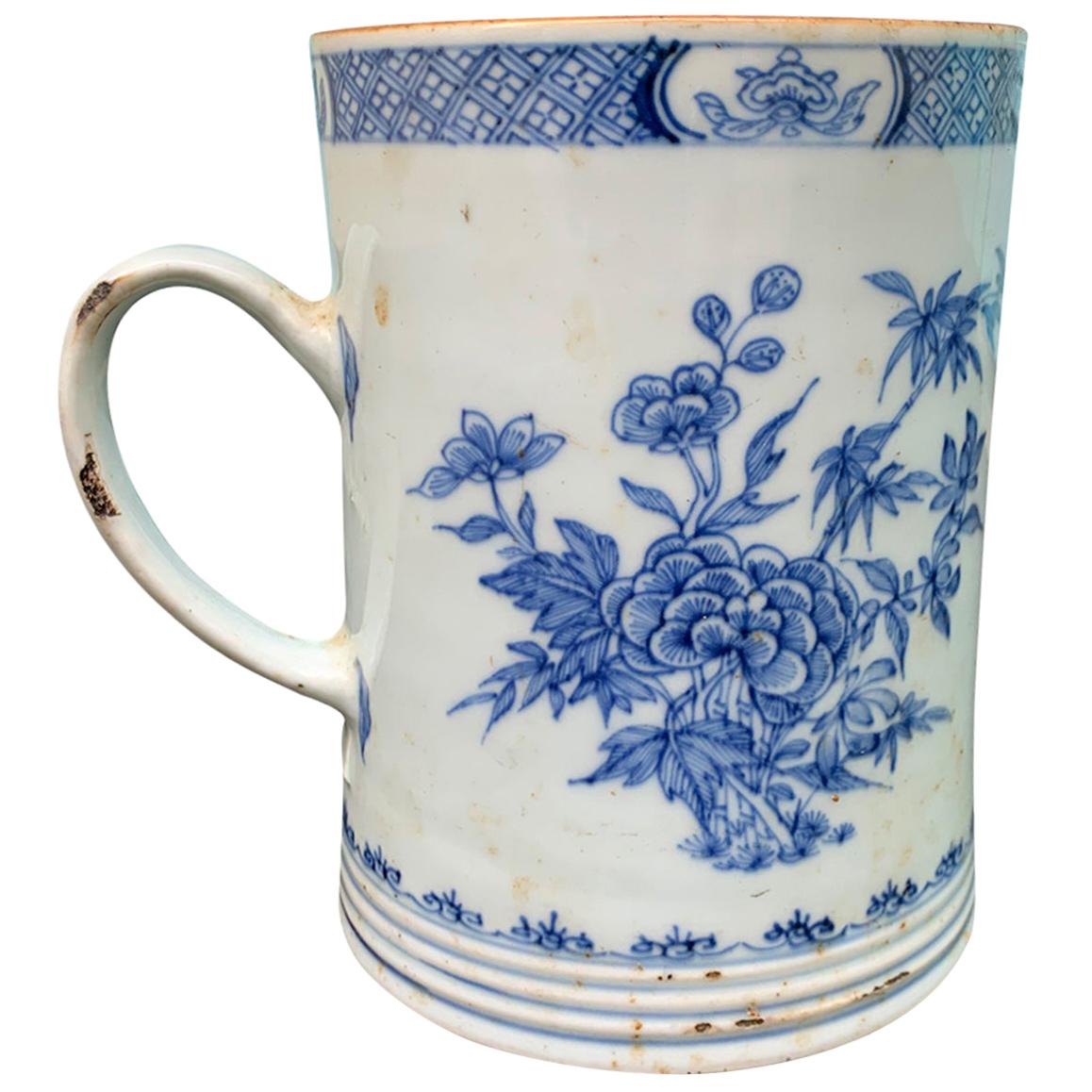 18th Century Chinese Export Blue and White Porcelain Mug For Sale