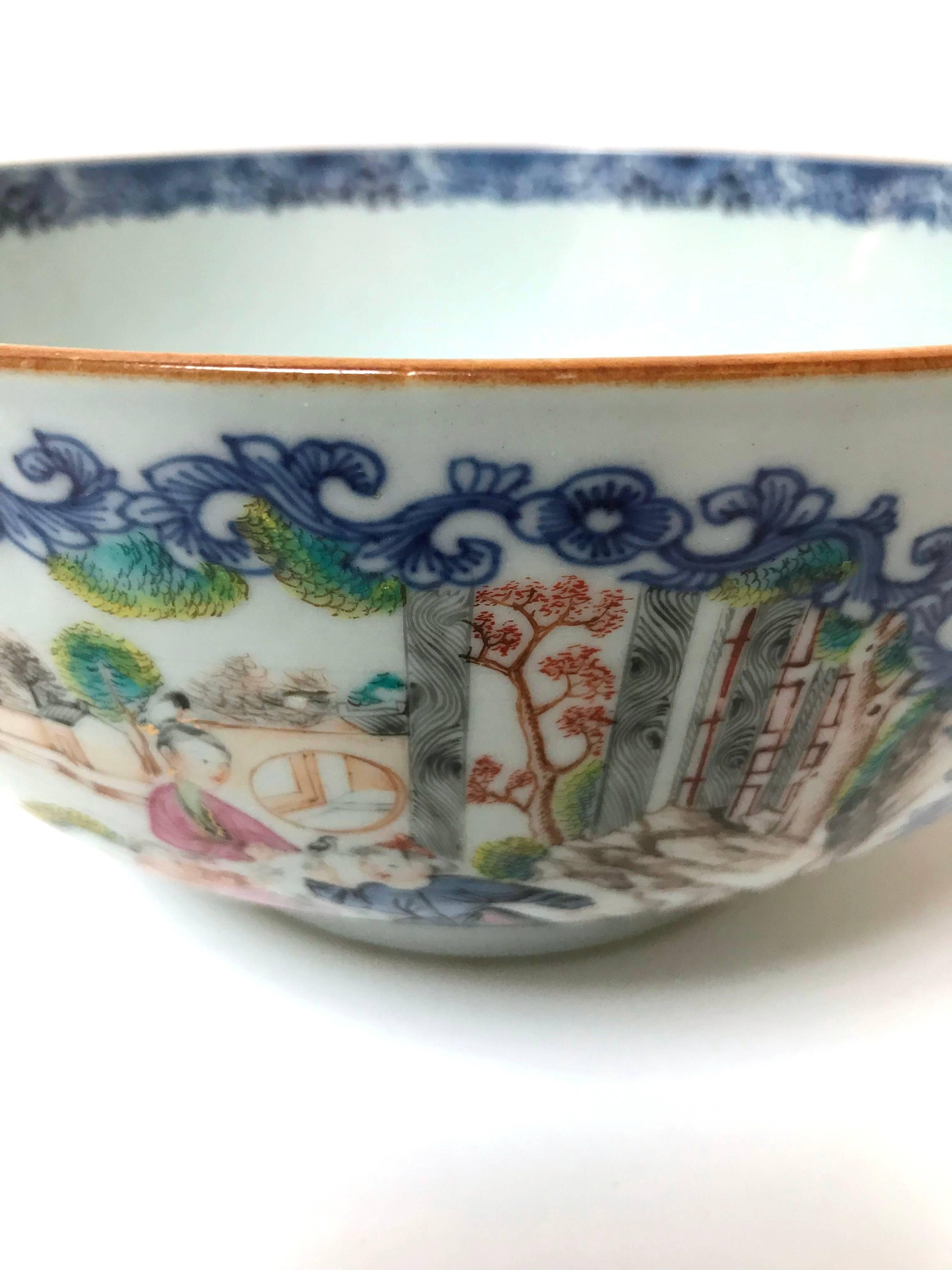 Mid-18th Century 18th Century Chinese Export Bowl For Sale