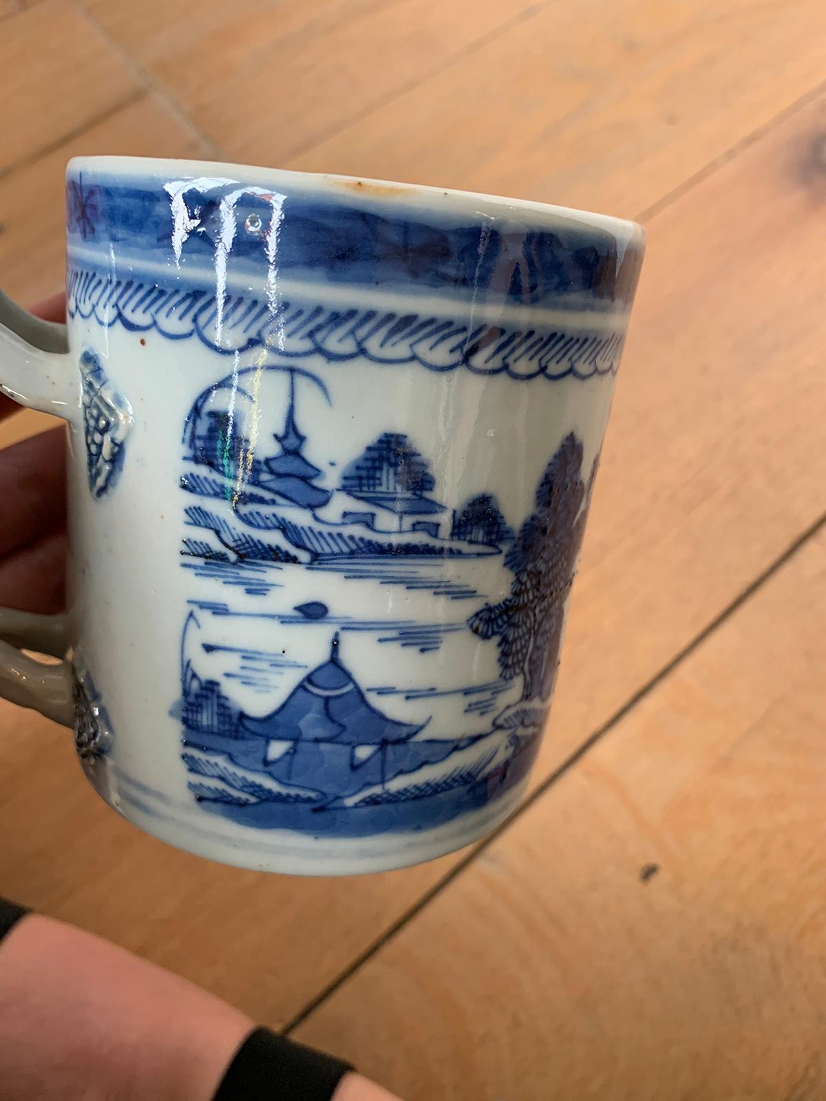 18th Century Chinese Export Canton Ware Blue and White Porcelain Mug, Unmarked 2