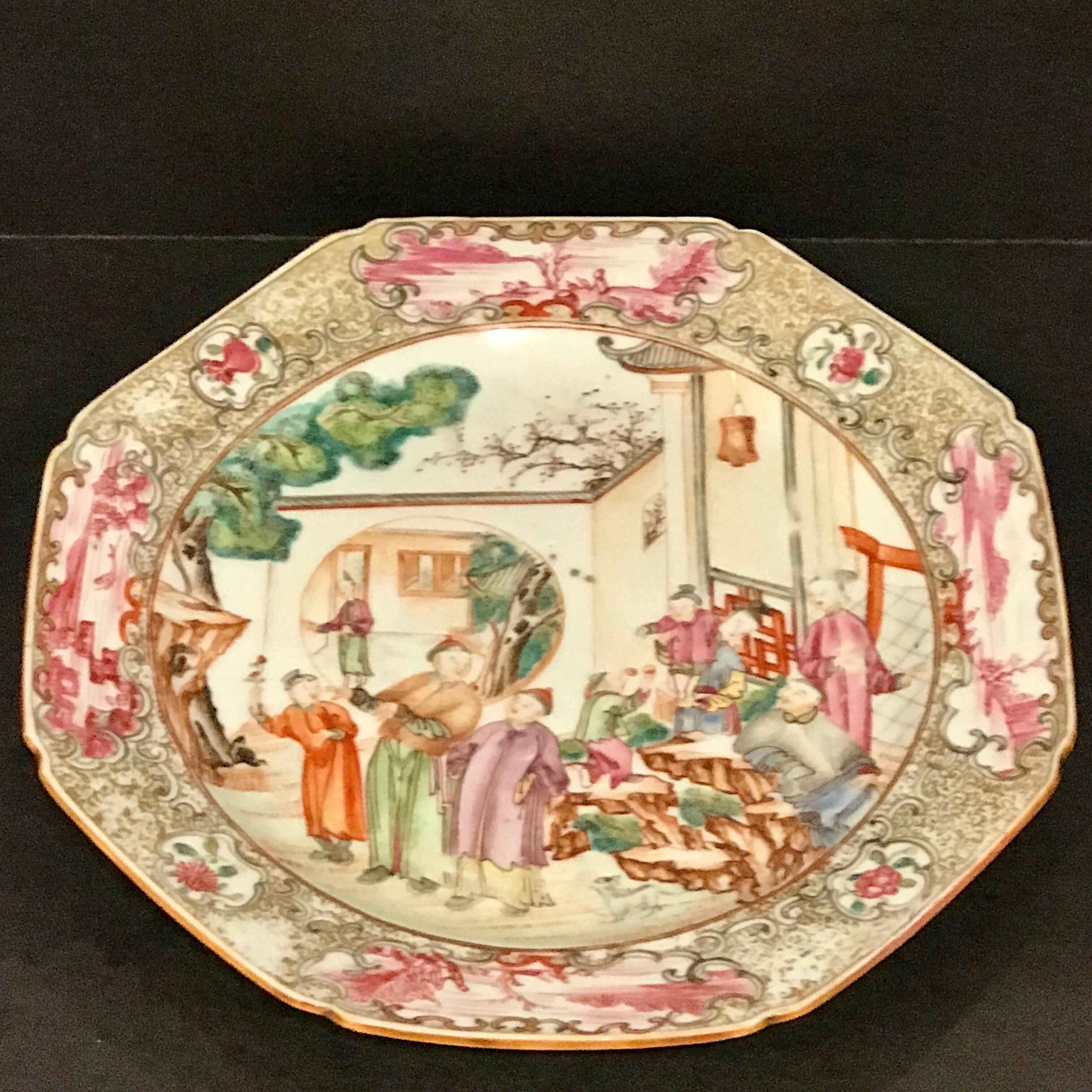 Assiette octogonale d'exportation chinoise du XVIIIe siècle de Famille Verte 3