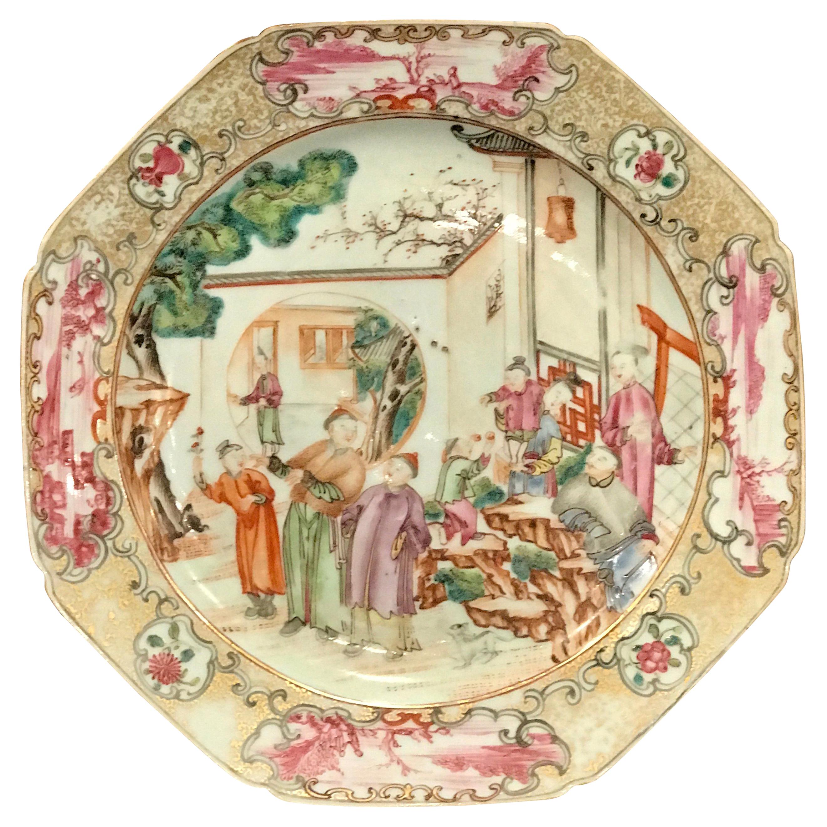 Assiette octogonale d'exportation chinoise du XVIIIe siècle de Famille Verte
