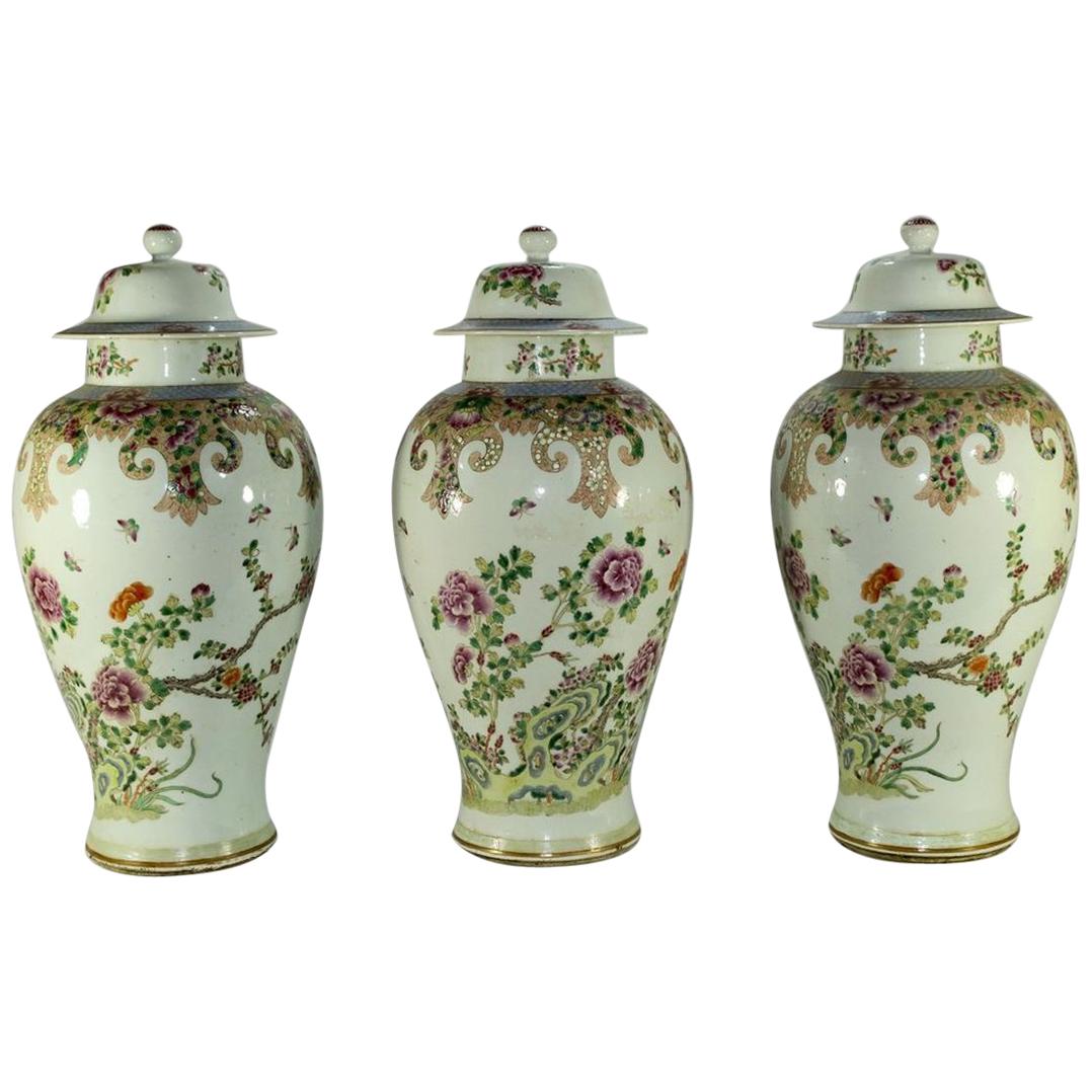 18th Century Chinese Export Five-Piece Famille Rose Porcelain Garniture of Vases For Sale