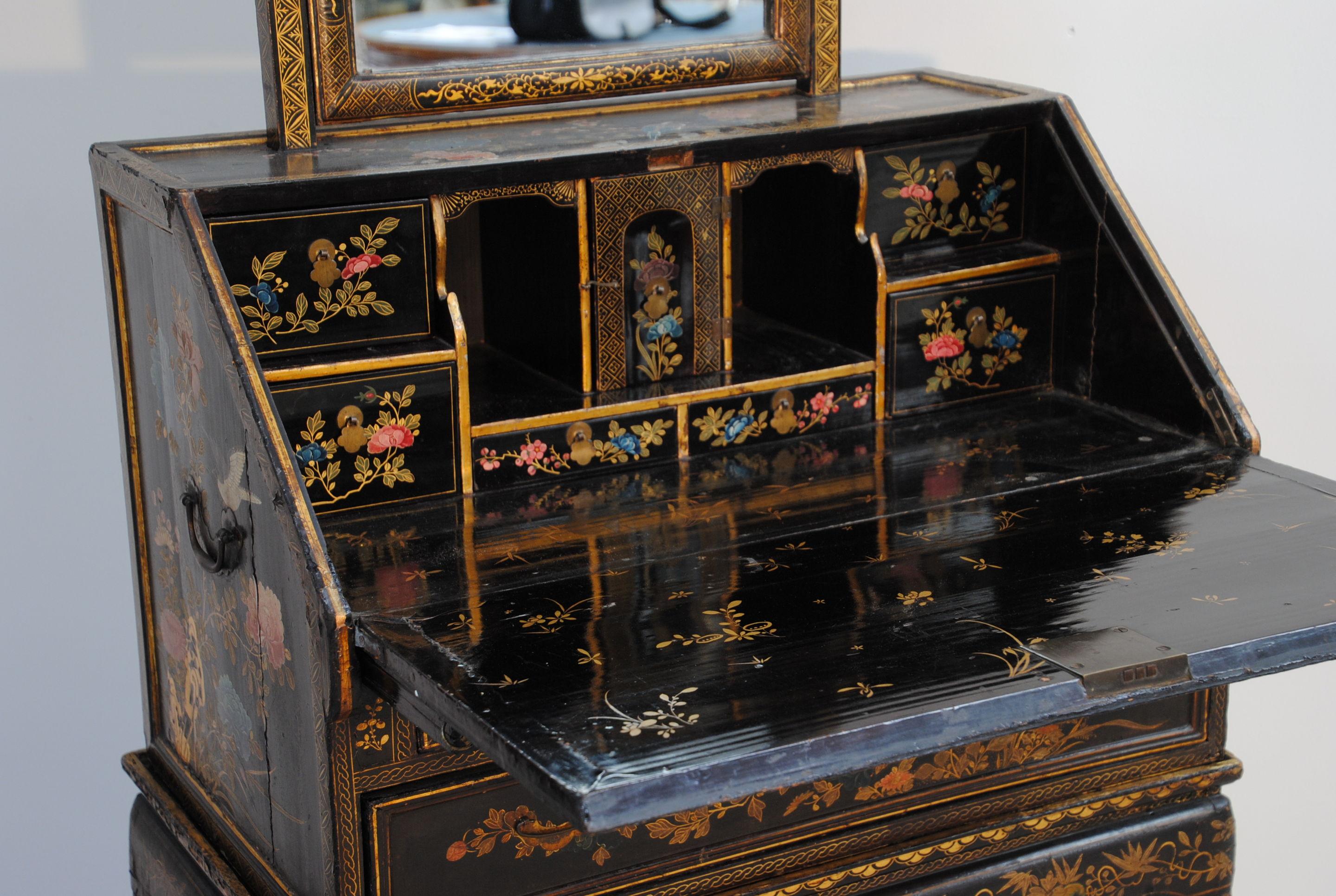 Mid-18th Century 18th Century Chinese Export Lacquer Bureau on Stand
