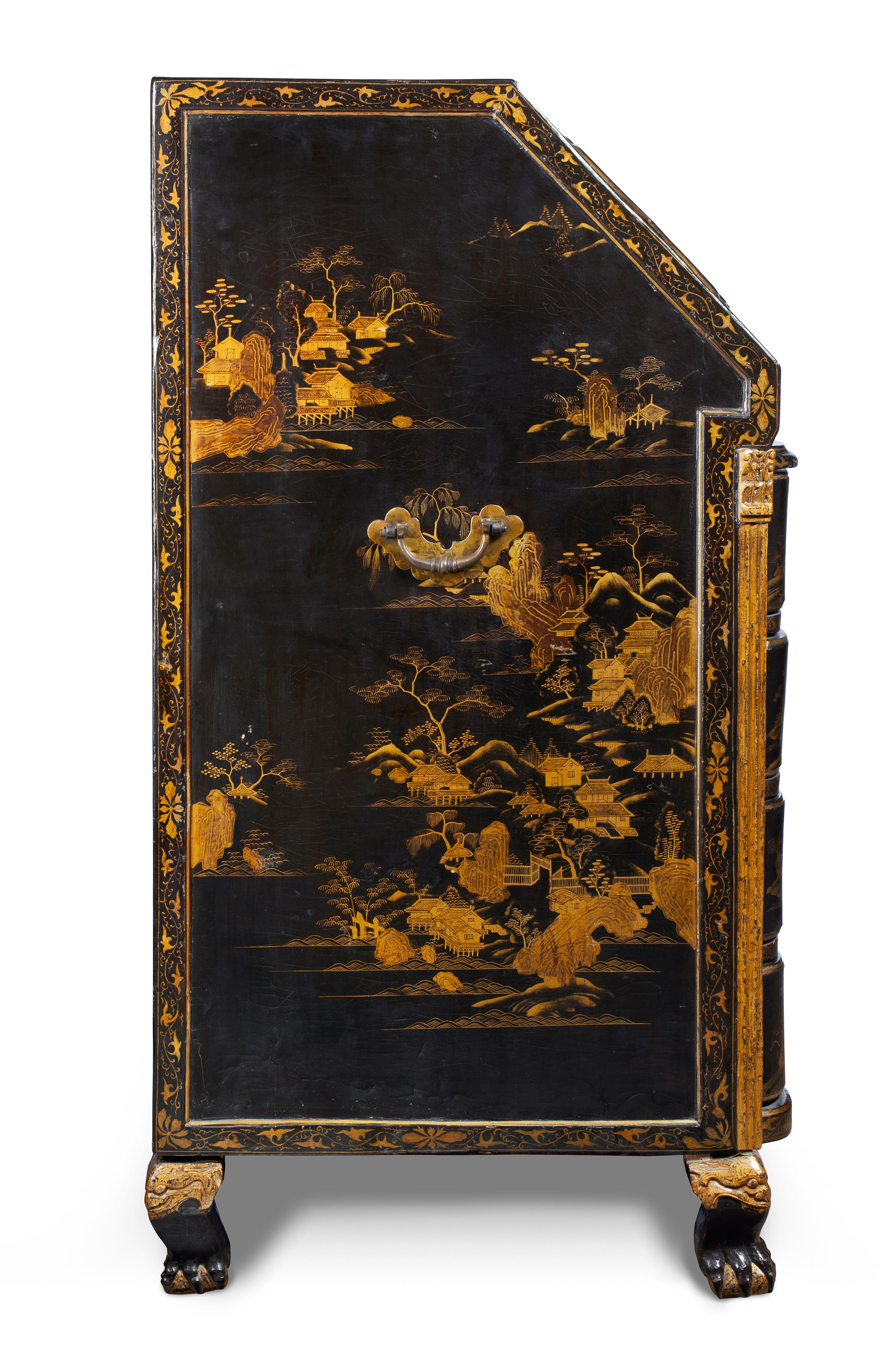 Lacquered 18th Century Chinese Export Lacquer Chinoiserie Bureau Desk for the Dutch Market For Sale