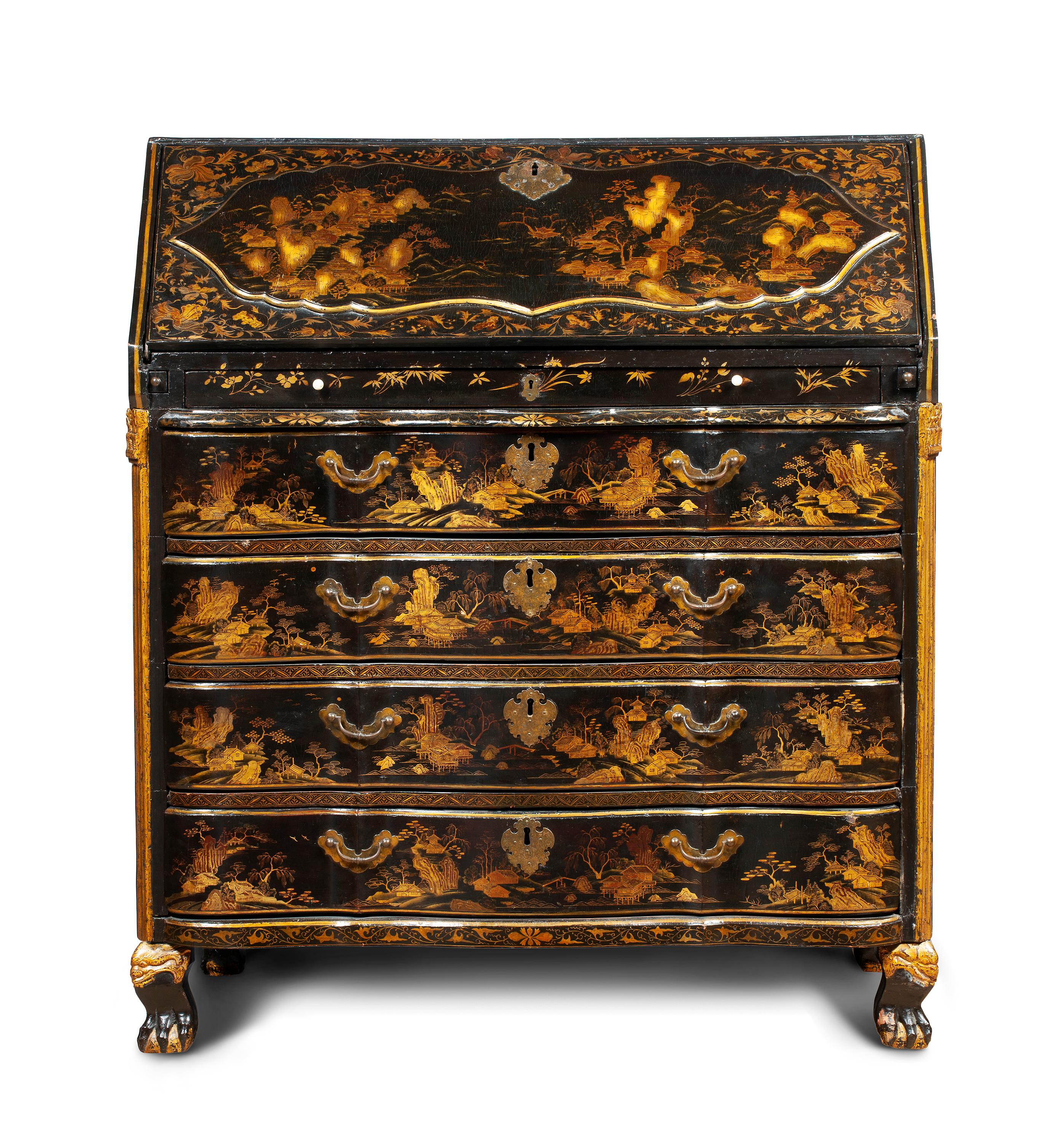 18th Century Chinese Export Lacquer Chinoiserie Bureau Desk for the Dutch Market In Excellent Condition For Sale In Amsterdam, NL